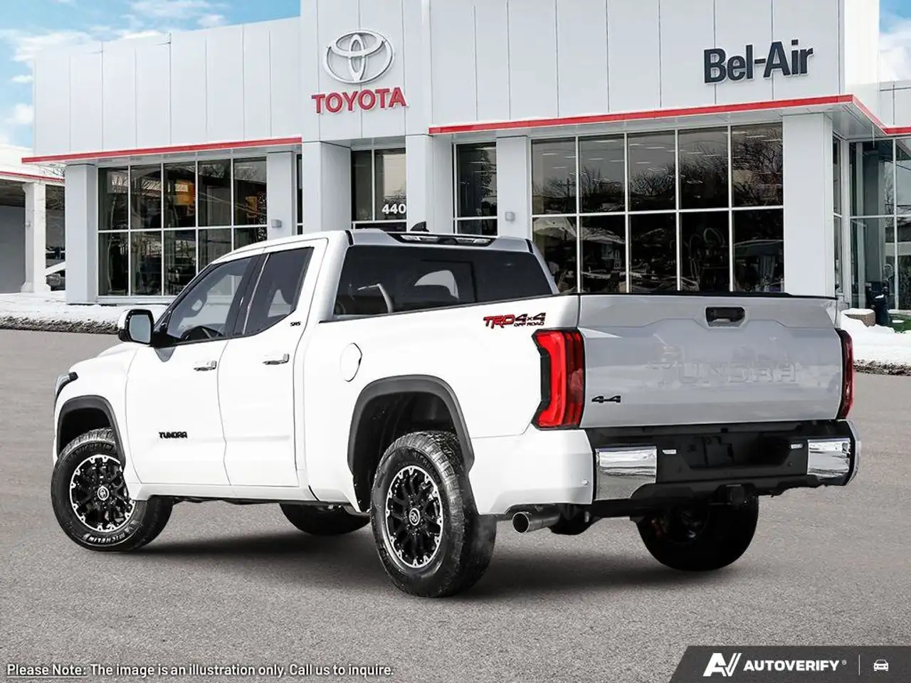 Toyota Tundra снимка Toyota Tundra