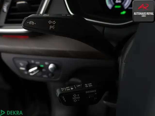 Audi Q5 view 17