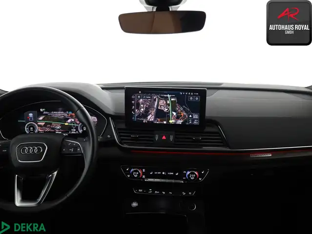 Audi Q5 view 9
