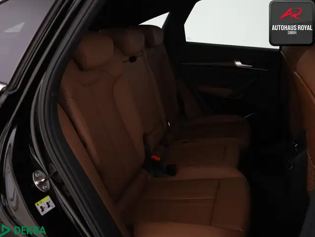 Audi Q5 view 13