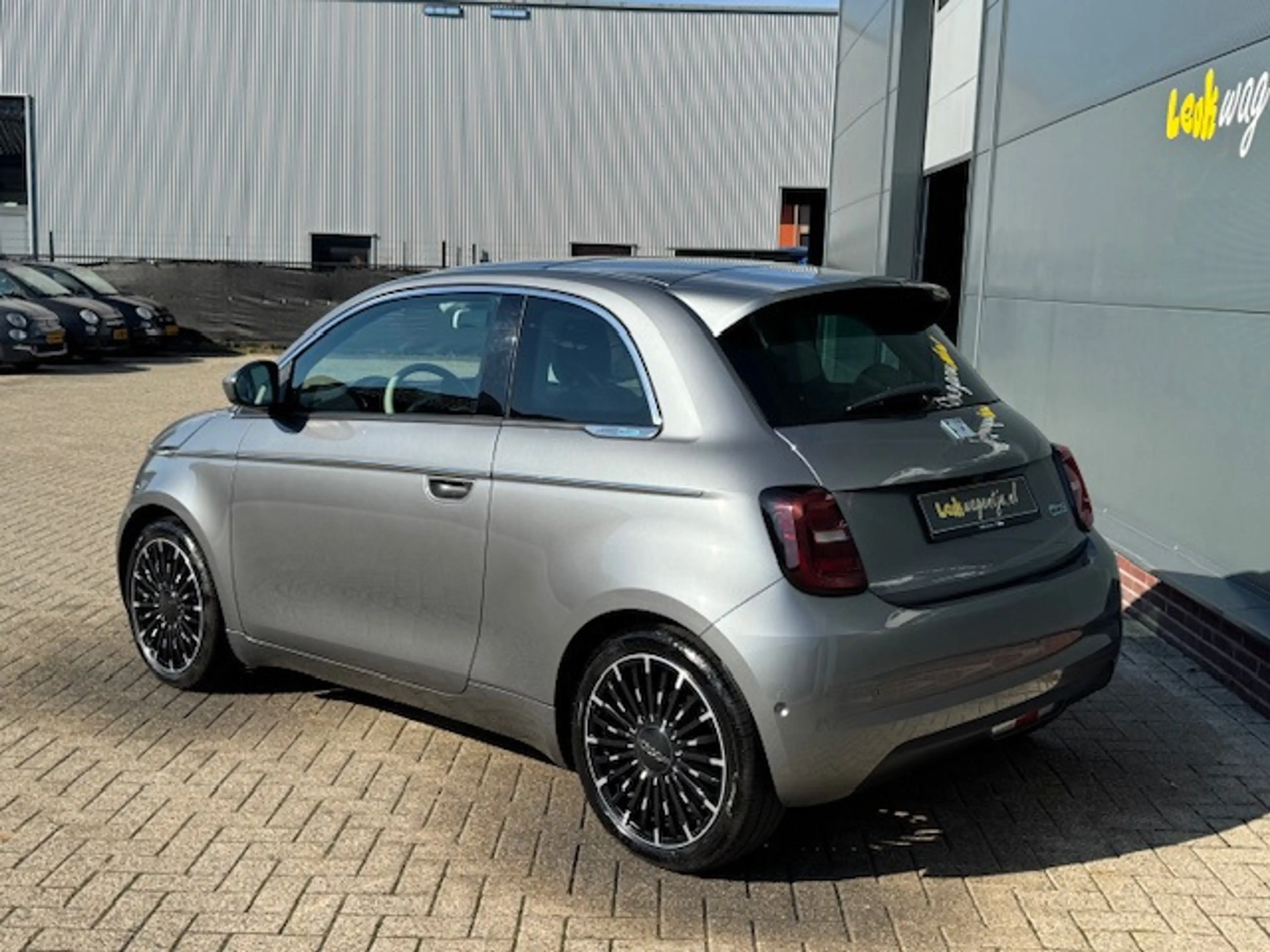Fiat 500e La Prima by Bocelli 42 kWh *pano *camera *carplay — photo 8