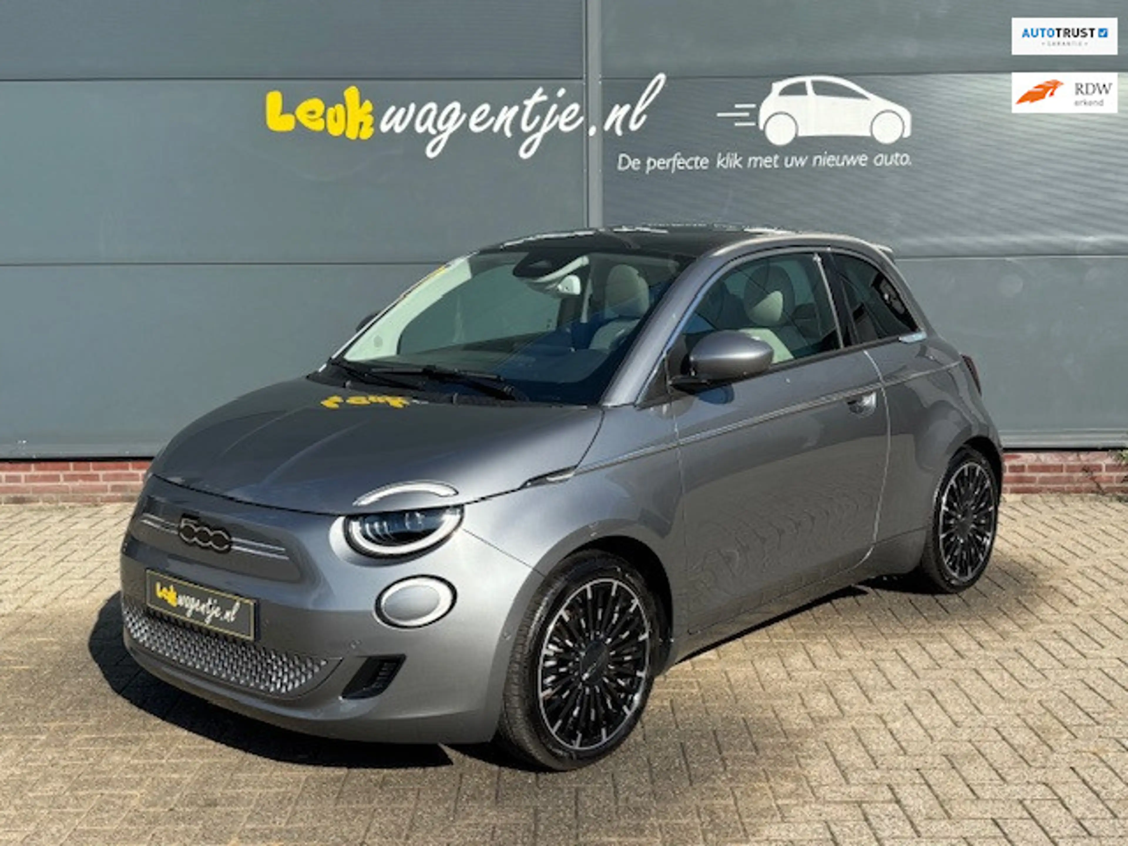 Fiat 500e La Prima by Bocelli 42 kWh *pano *camera *carplay
