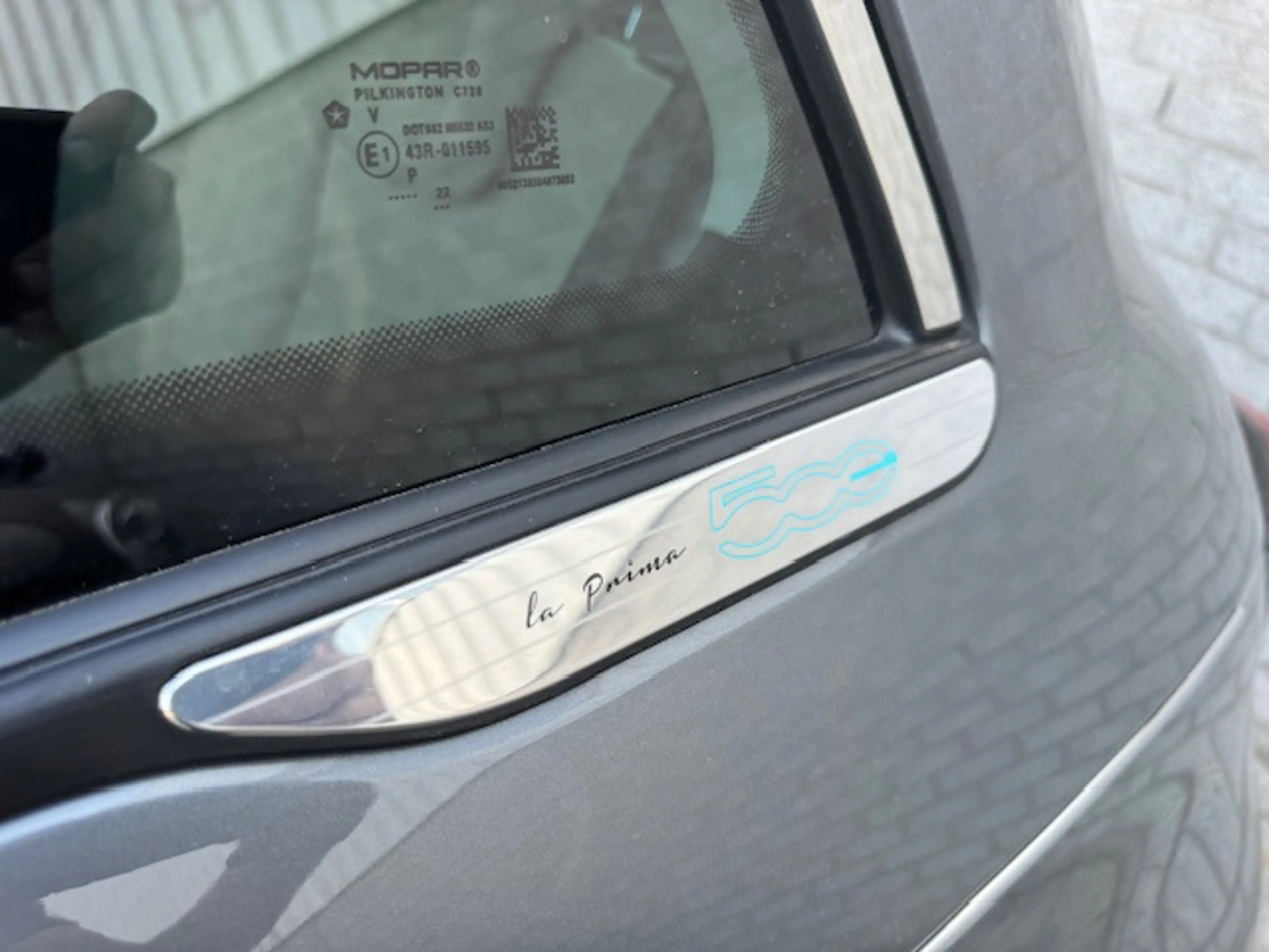 Fiat 500e La Prima by Bocelli 42 kWh *pano *camera *carplay — photo 15