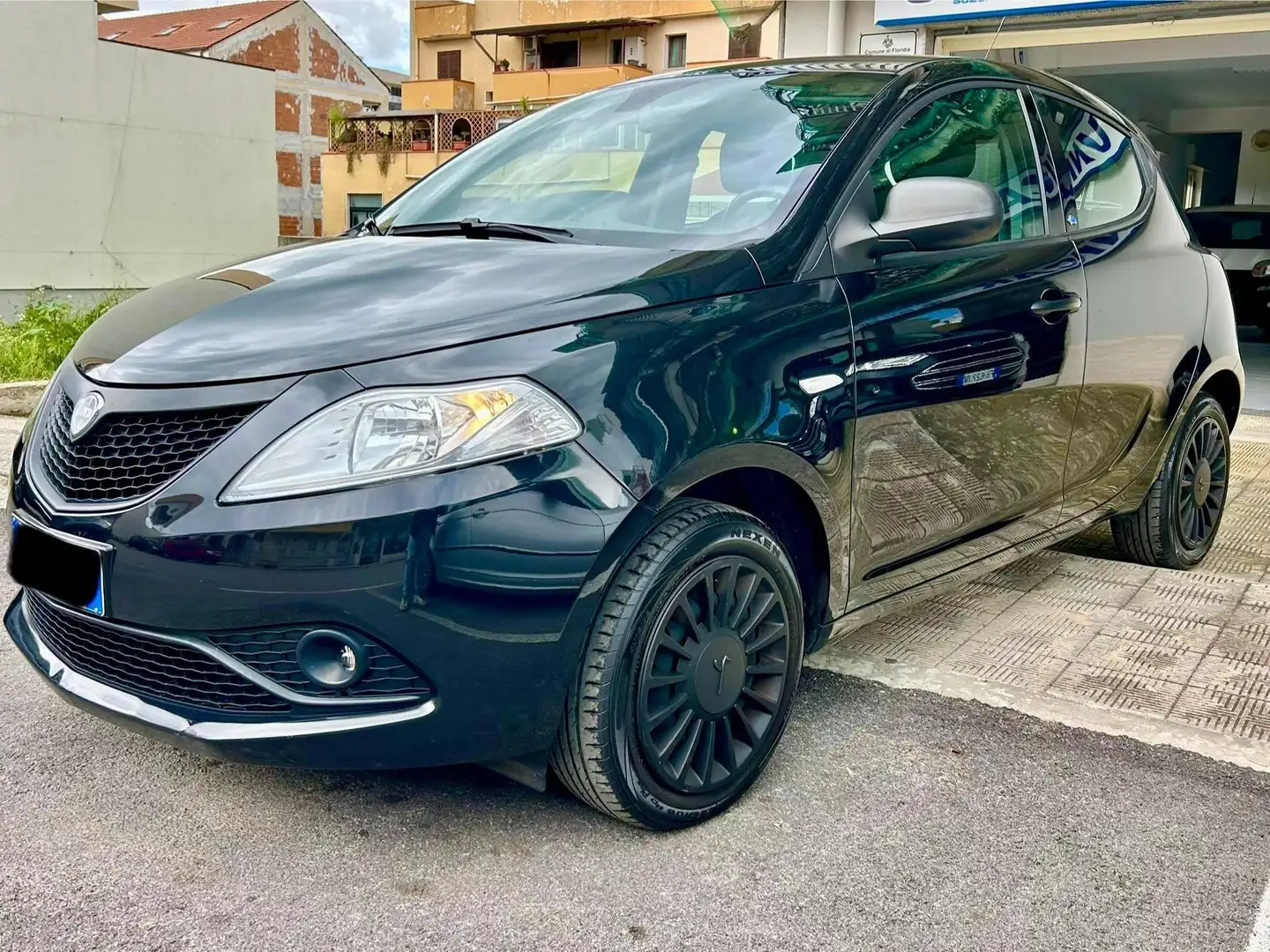 Lancia Ypsilon Ypsilon 1.2 Elefantino Blu s Nero - 2
