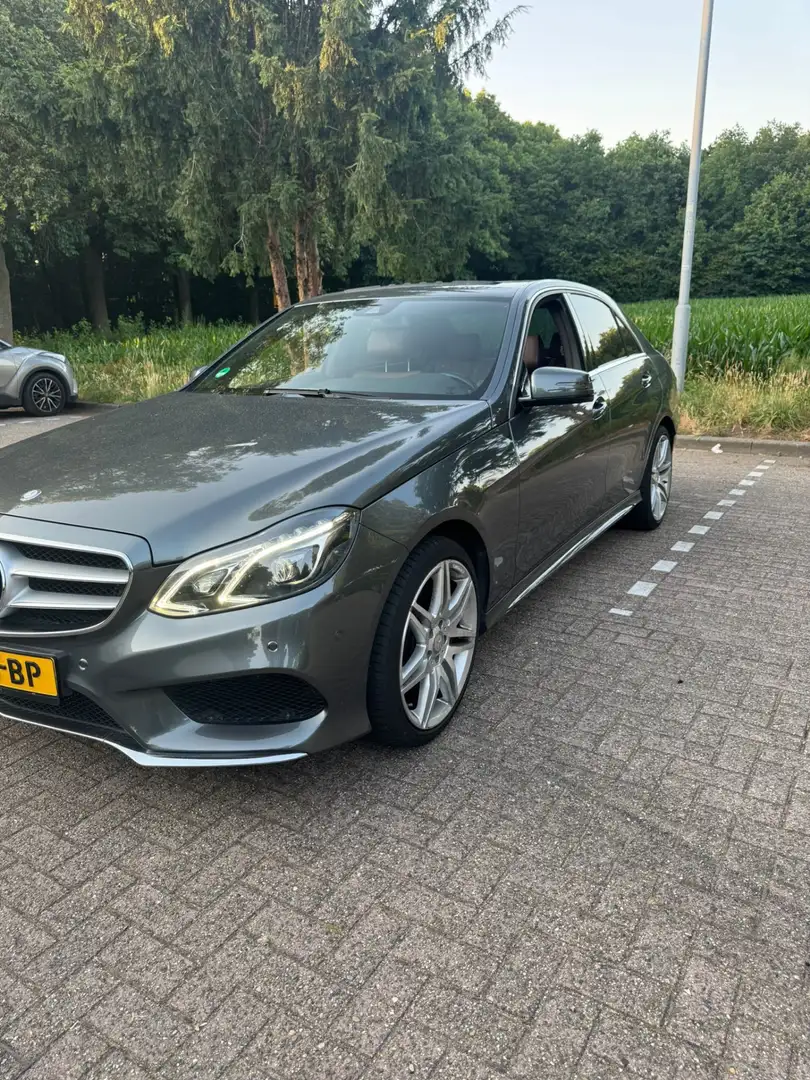 Mercedes-Benz E 400 4M. Edition Sp Eleg. srebrna - 2