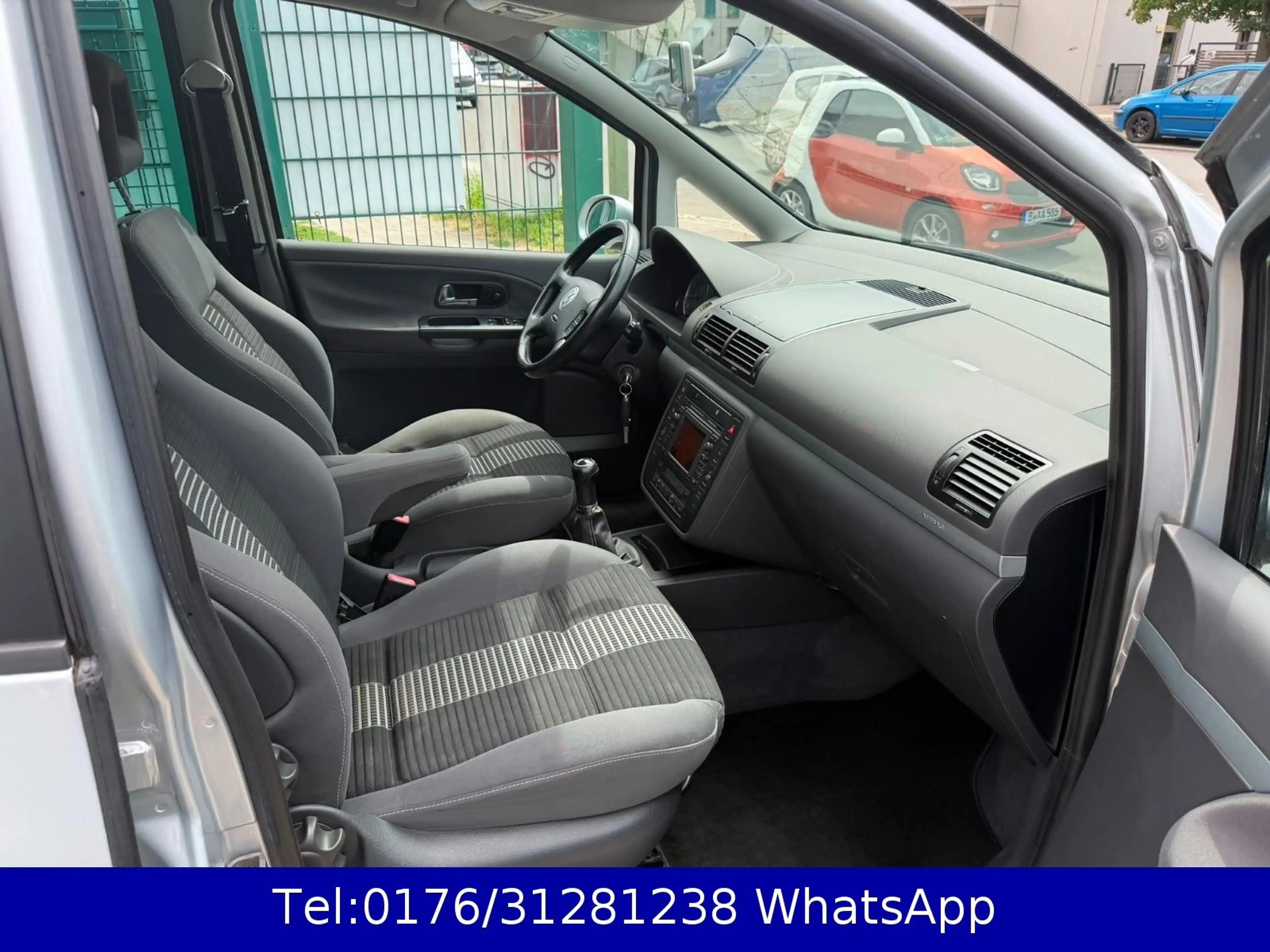 Volkswagen Sharan United 2.0 !! Tüv-Service Neu !! Navi !! — photo 15