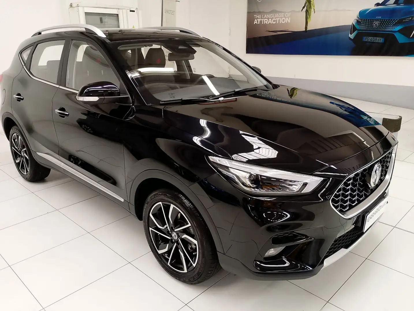 MG ZS ZS 2024 1.5 Classic Luxury Noir - 2