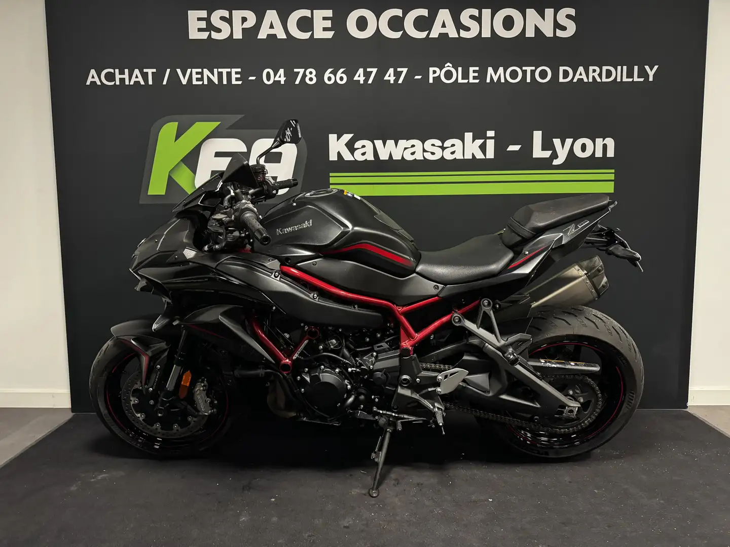 Kawasaki Z H2 Piros - 2
