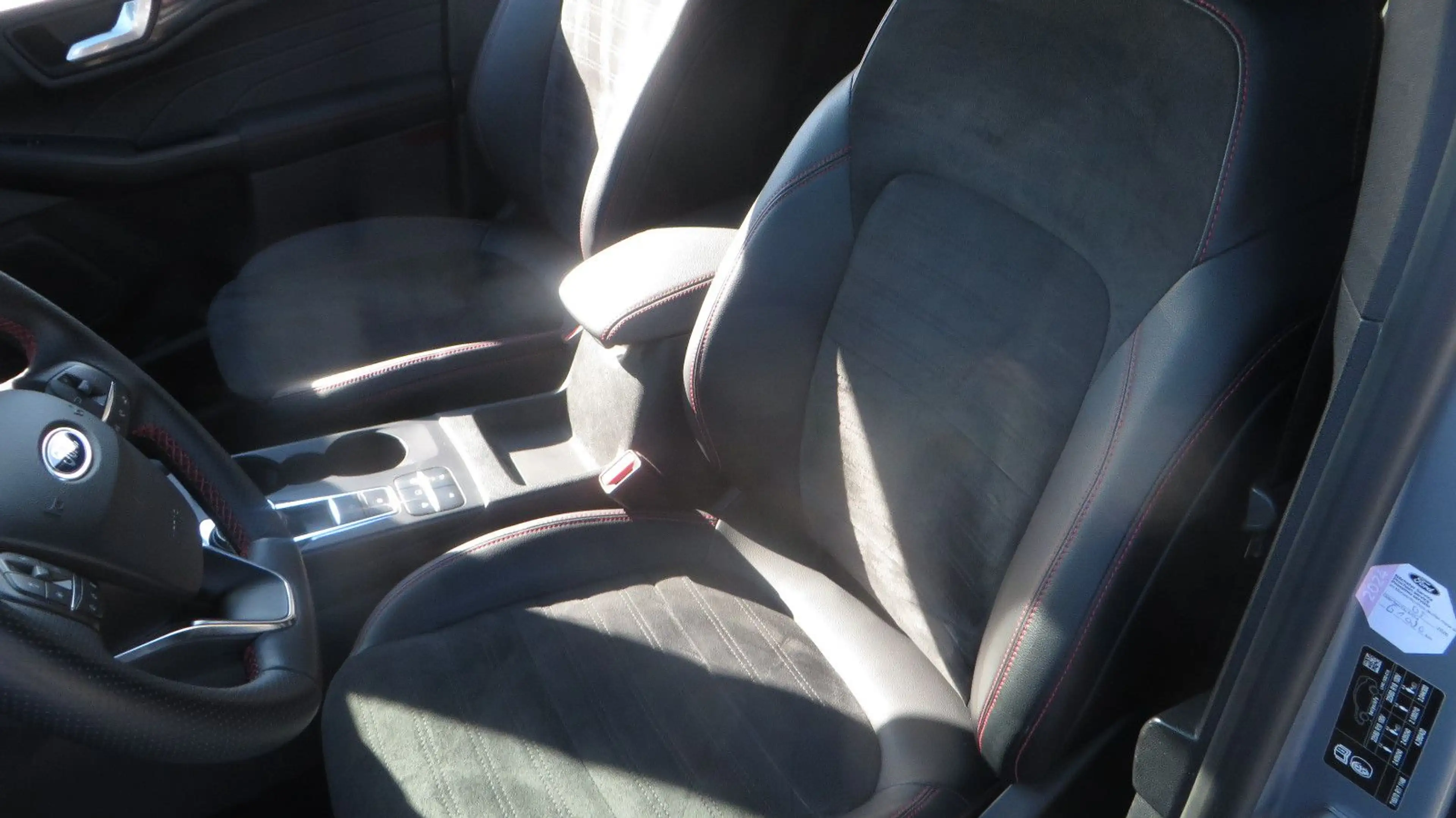 Ford Kuga Plug-In Hybrid ST-Line X, Sitzheizung — photo 14