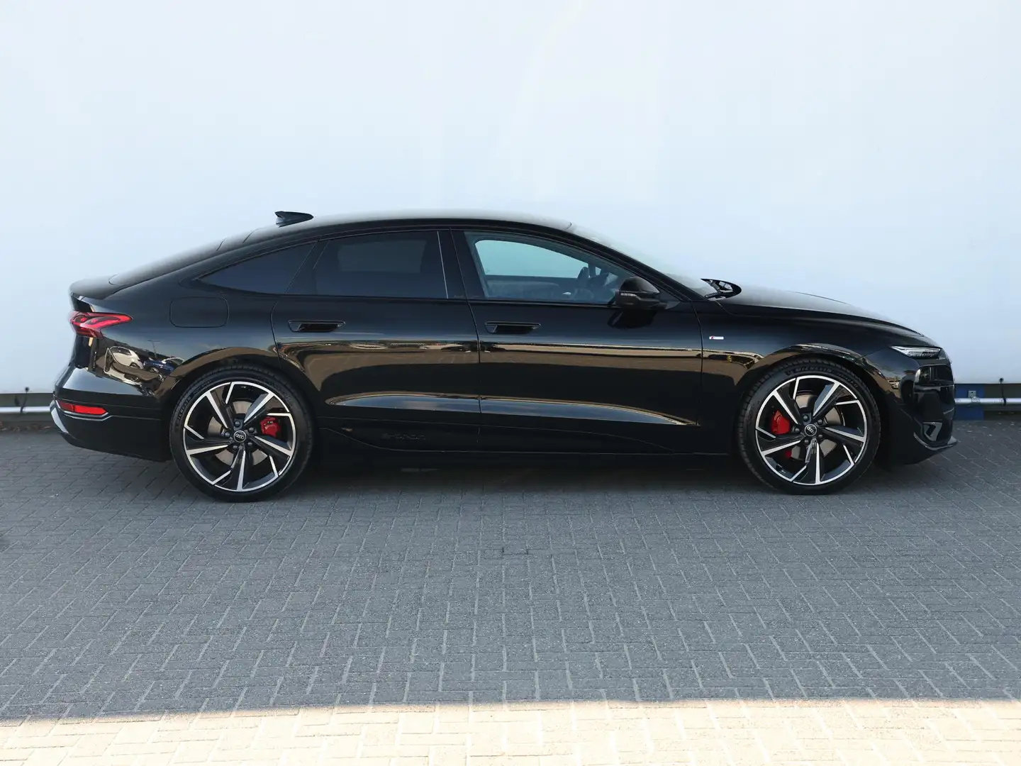 Audi A6 e-tron Sportback S edition e-tron 100kWh 270 kW / Negru - 2