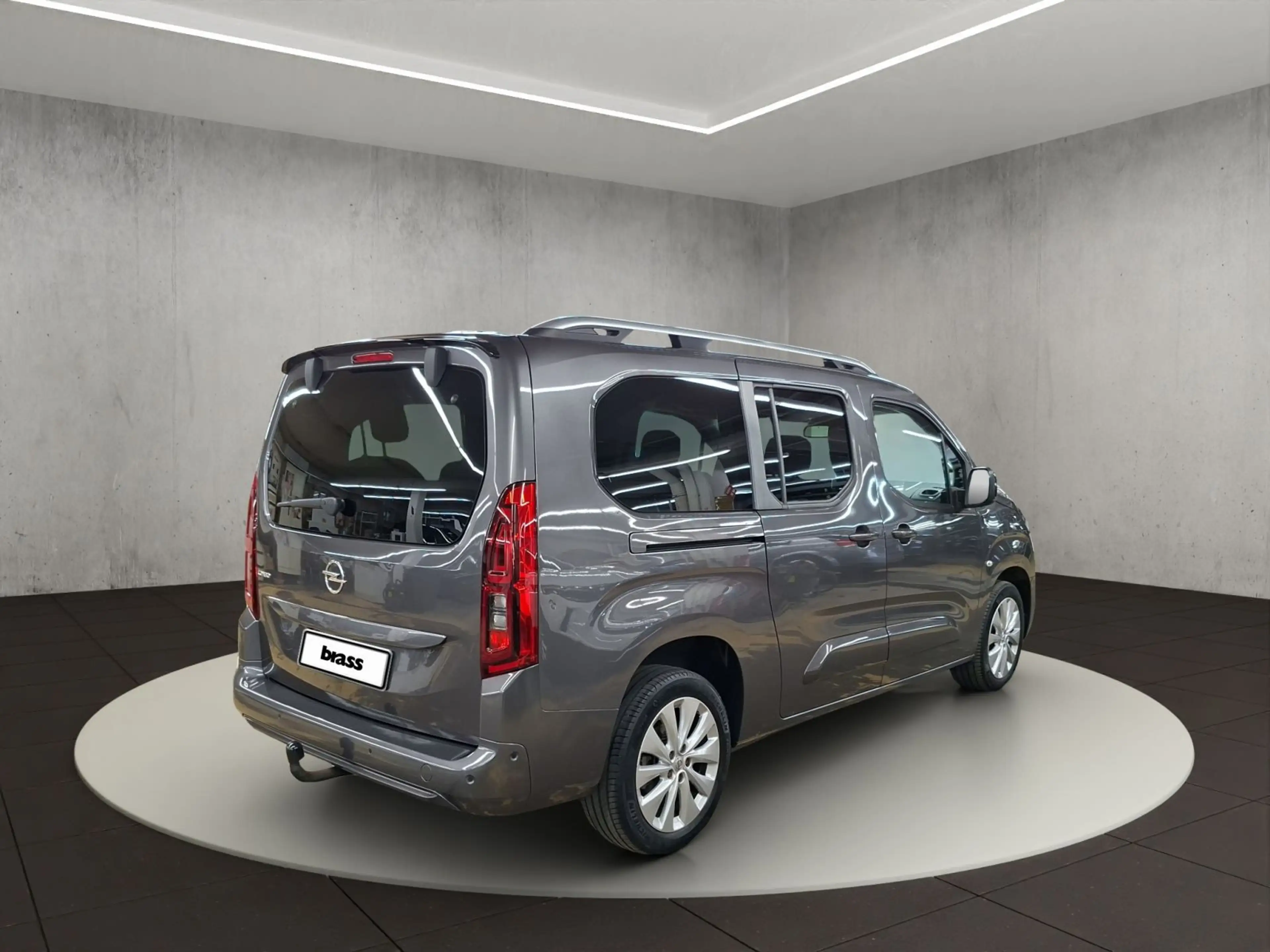Opel Combo 1.2 Life Turbo Ultimate XL Automatik — photo 5