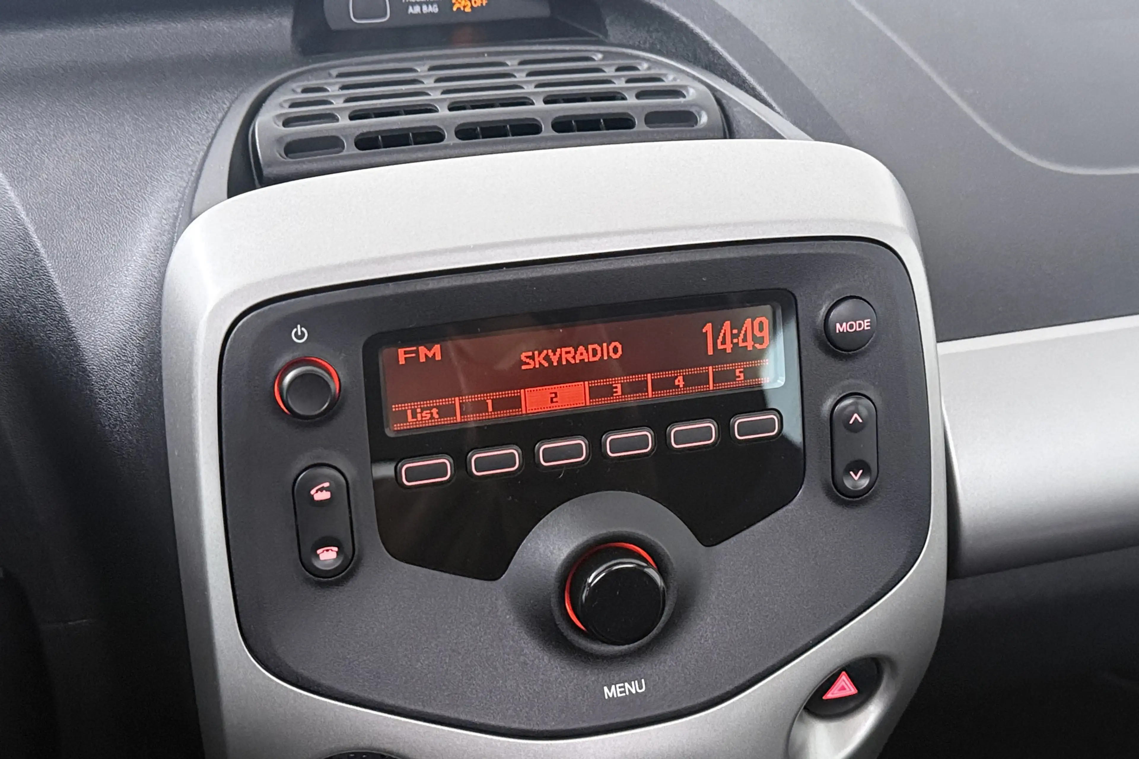 Peugeot 108 1.0 VTi Active (CABRIO TOP, BLUETOOTH, AIRCO) — photo 14
