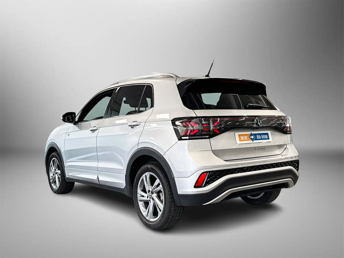 Volkswagen T-Cross 1.5 TSI 150pk R-Line Matrix LED / Carplay / R-Line Zilver - 2