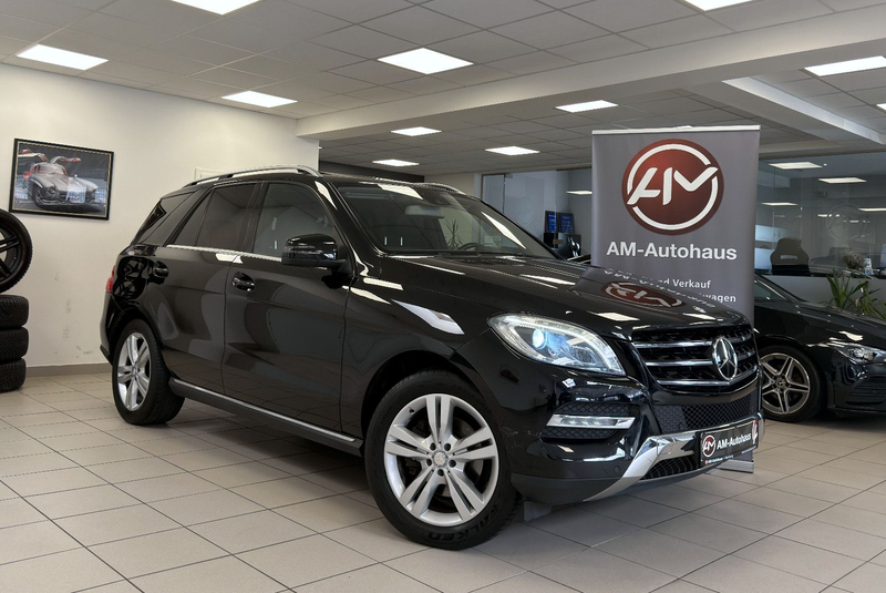 Mercedes-Benz ML 350 CDI BlueTec *GlasSD*ACC*AHK*StdHzg*Memory