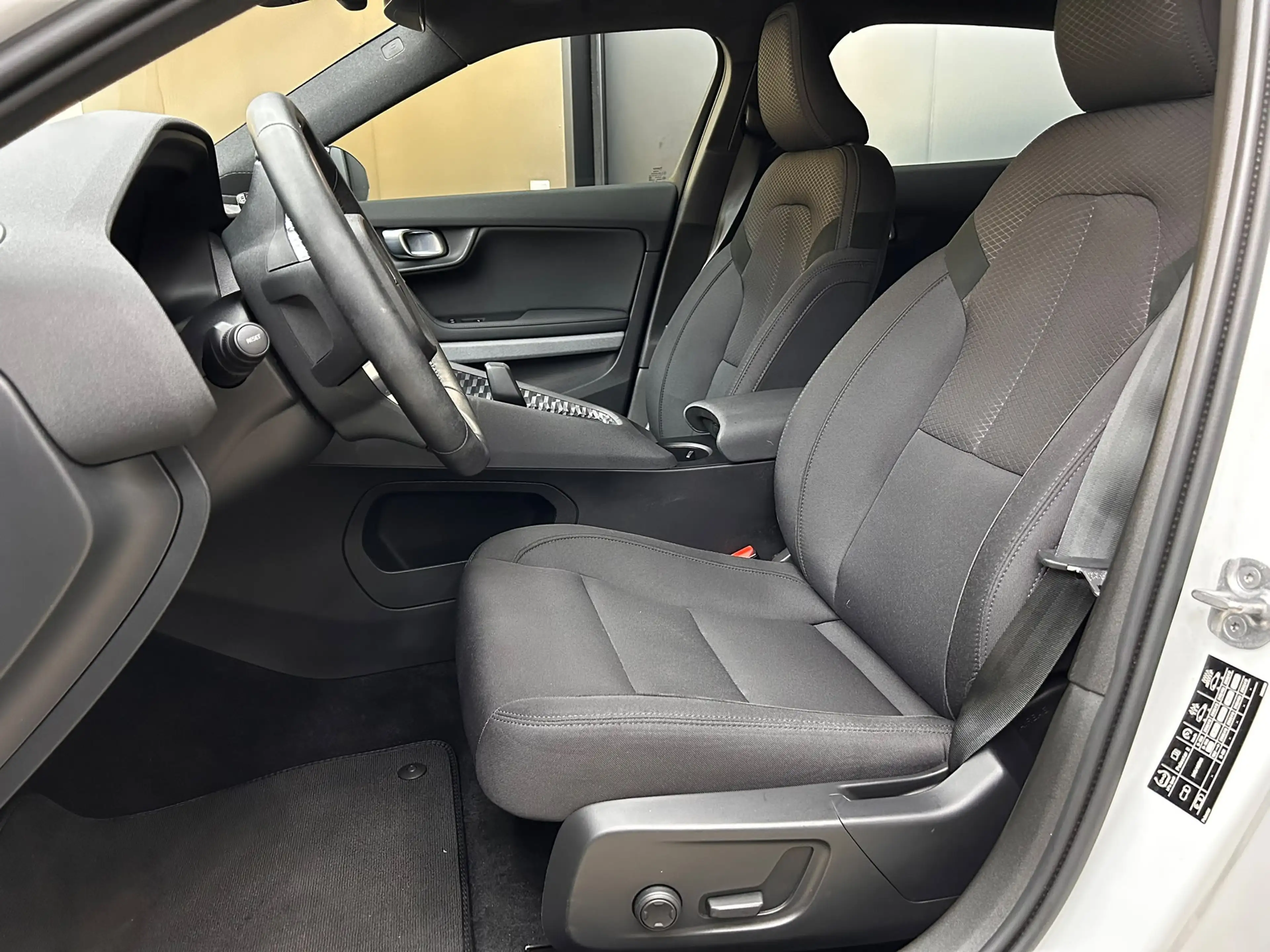 Polestar 2 Long Range Dual LED+SHZ+NAVI+KAMERA+ACC+DAB+ — photo 8