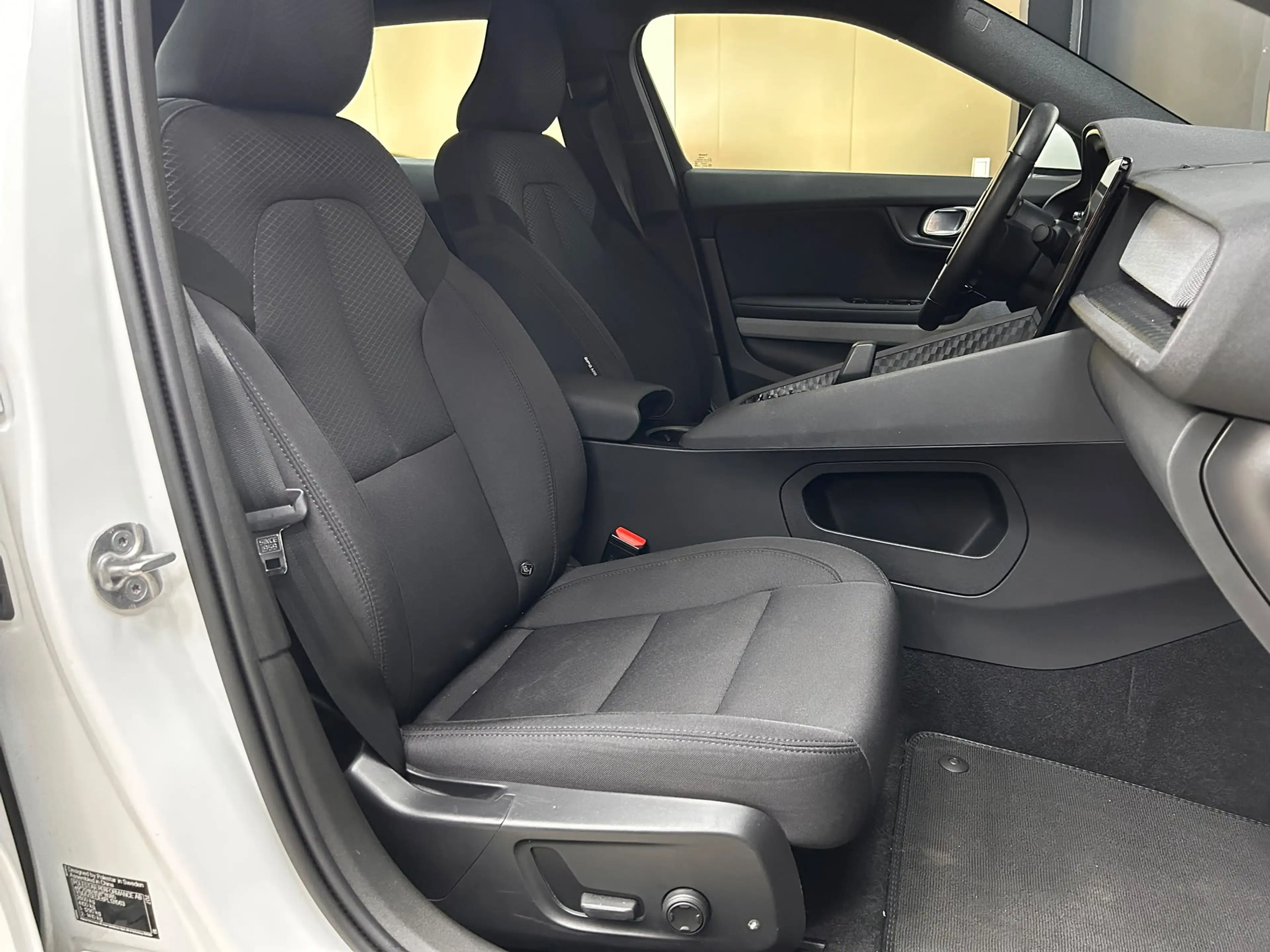 Polestar 2 Long Range Dual LED+SHZ+NAVI+KAMERA+ACC+DAB+ — photo 9