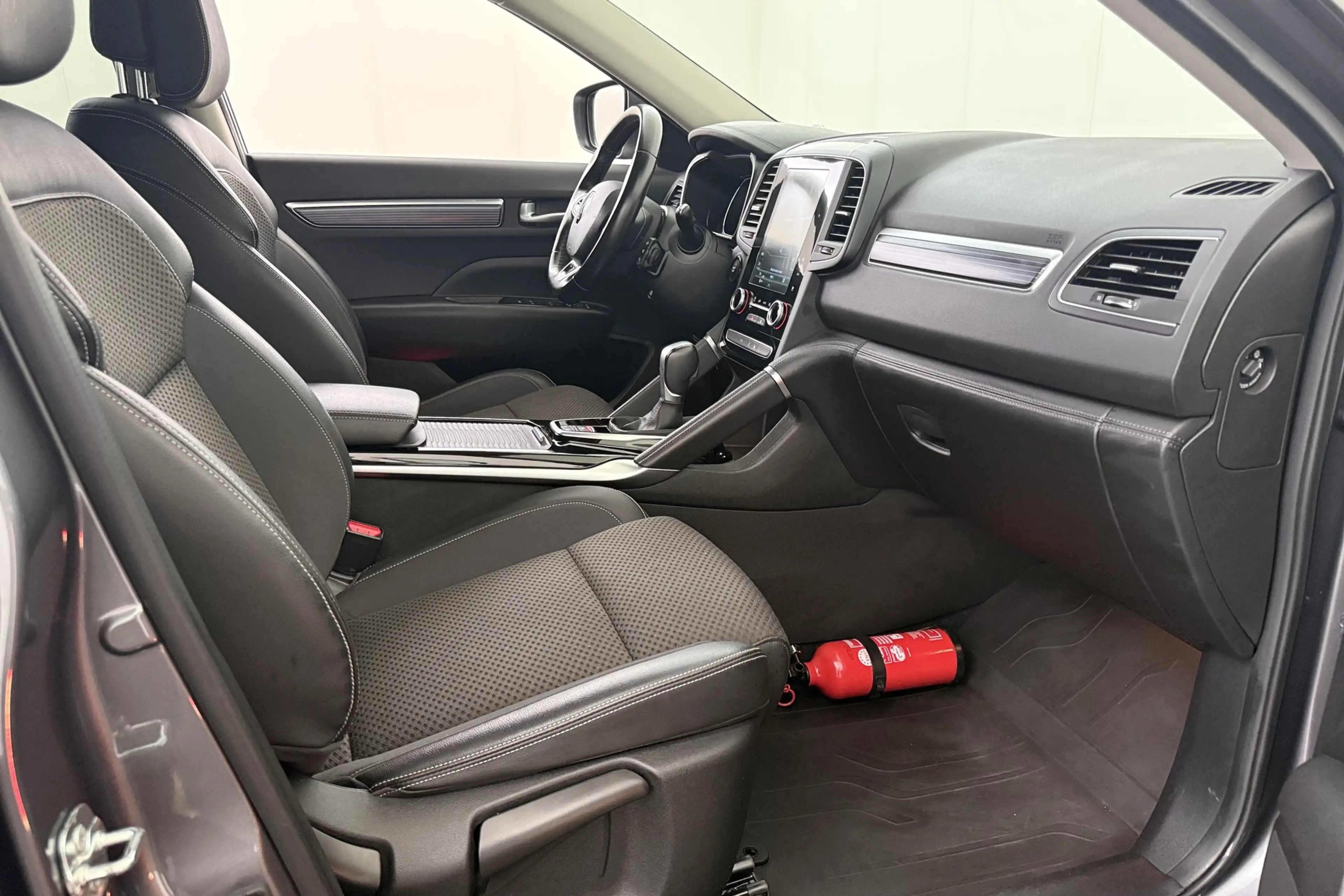 Renault Koleos INTENS 1.3TCe EDC + A/T + GPS + CAMERA + PDC + CRU — photo 11