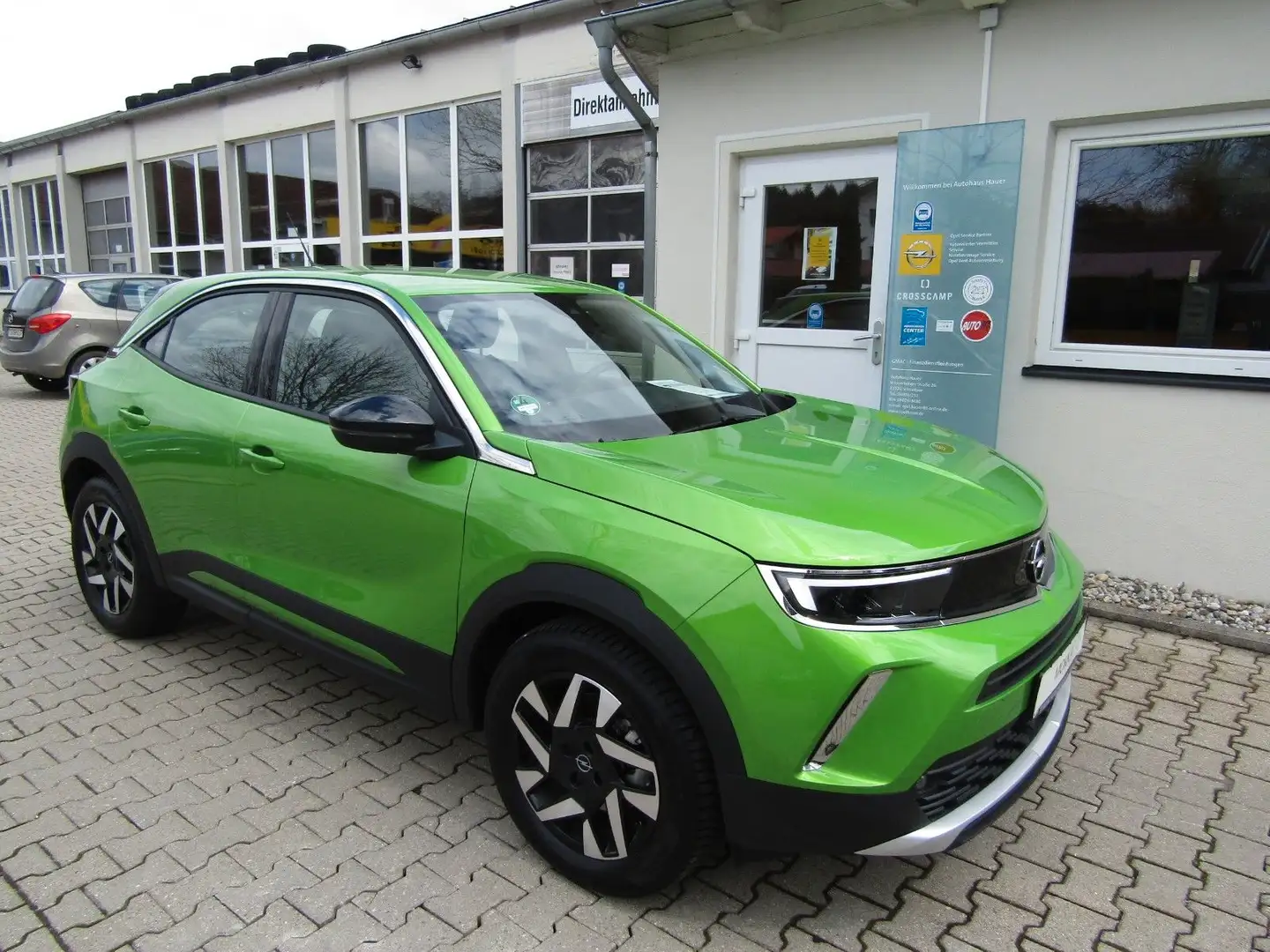 Opel Mokka-E Zielony - 1