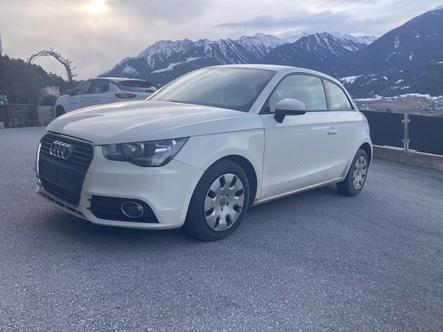 Audi A1 1,2 TFSI Attraction - 2