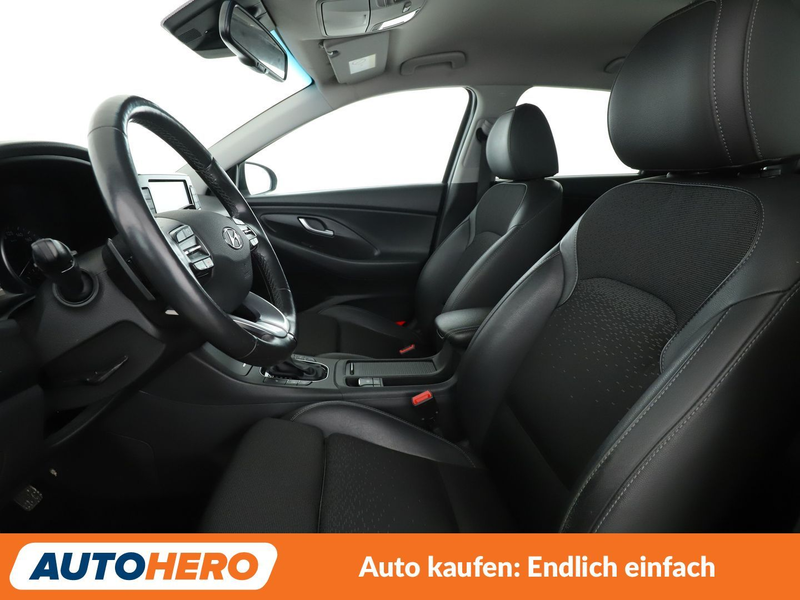 Hyundai i30 1.6 CRDi Premium Aut.*NAVI*LED*ACC*CAM*SPUR* — photo 10