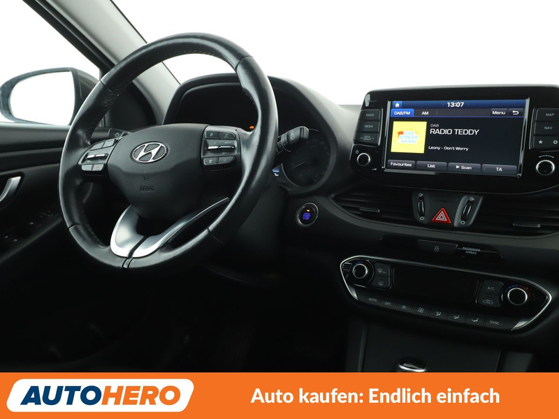 Hyundai i30 1.6 CRDi Premium Aut.*NAVI*LED*ACC*CAM*SPUR* — photo 13