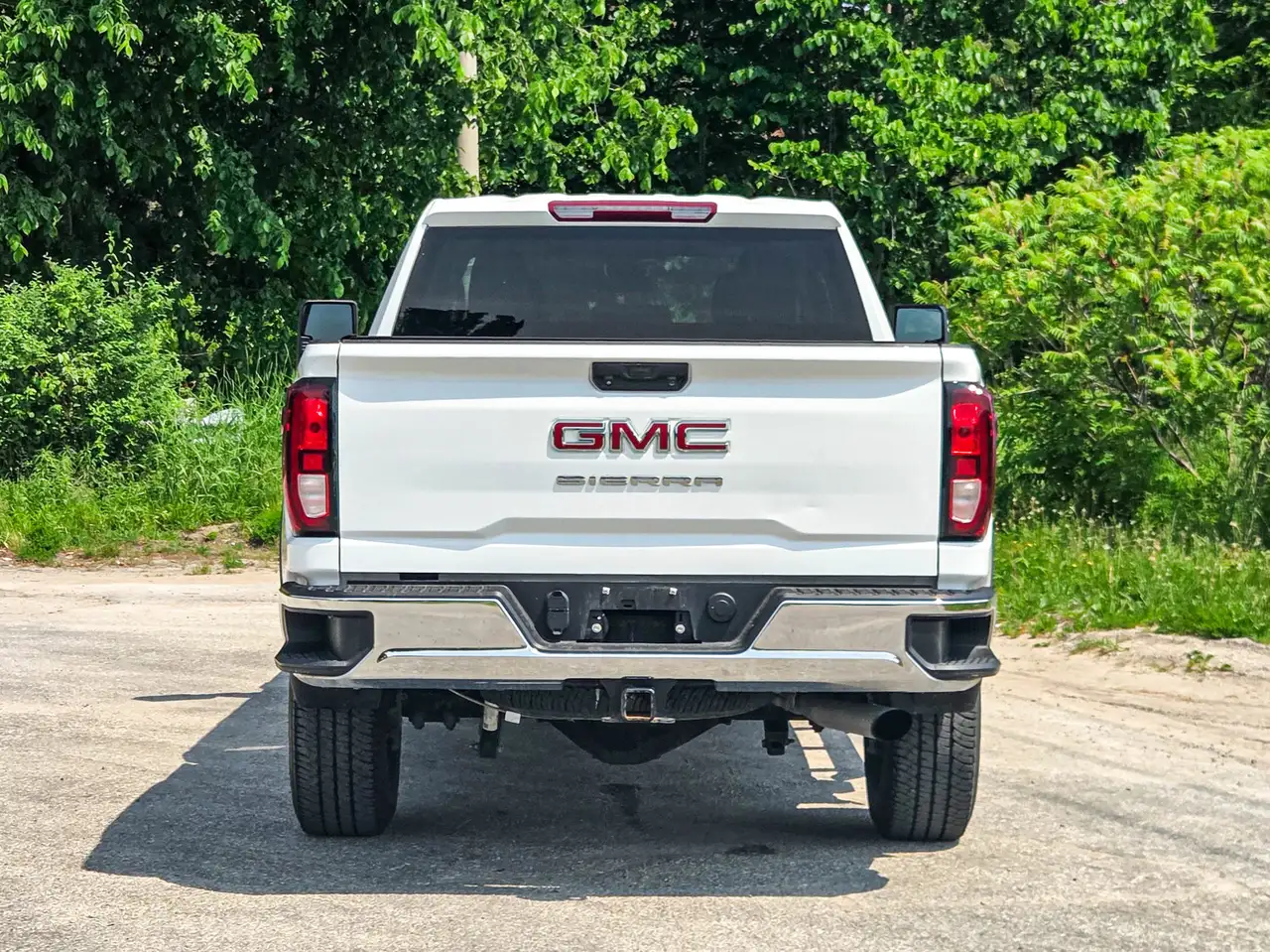 GMC Sierra 2500HD photo GMC Sierra 2500HD