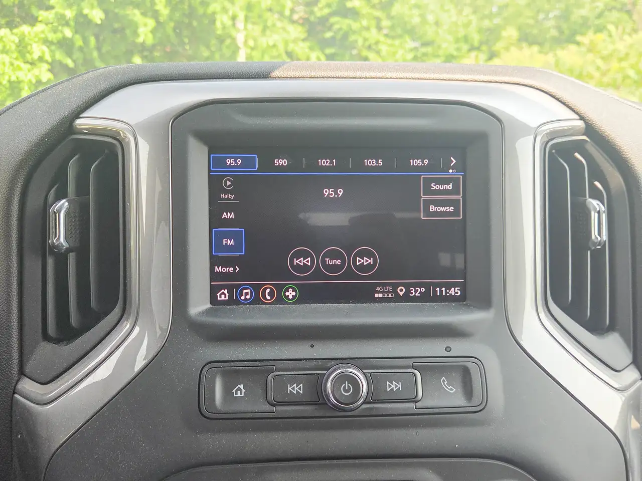 GMC Sierra 2500HD photo GMC Sierra 2500HD