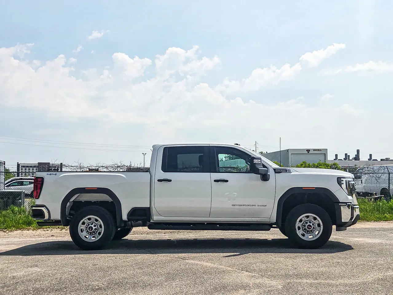 GMC Sierra 2500HD photo GMC Sierra 2500HD