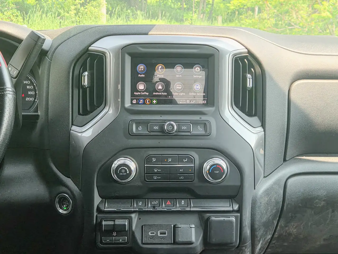 GMC Sierra 2500HD photo GMC Sierra 2500HD