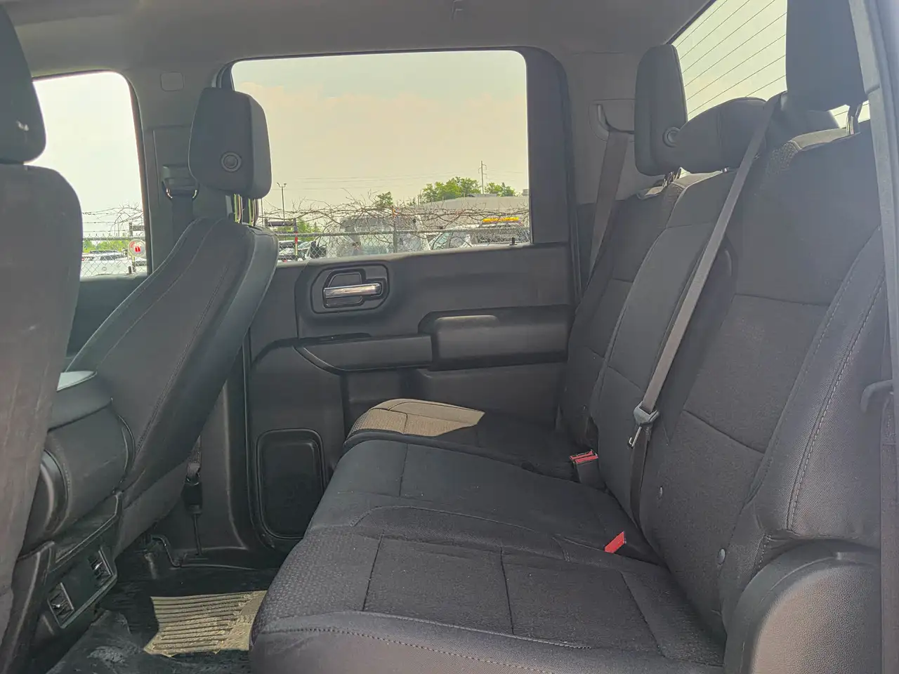 GMC Sierra 2500HD photo GMC Sierra 2500HD