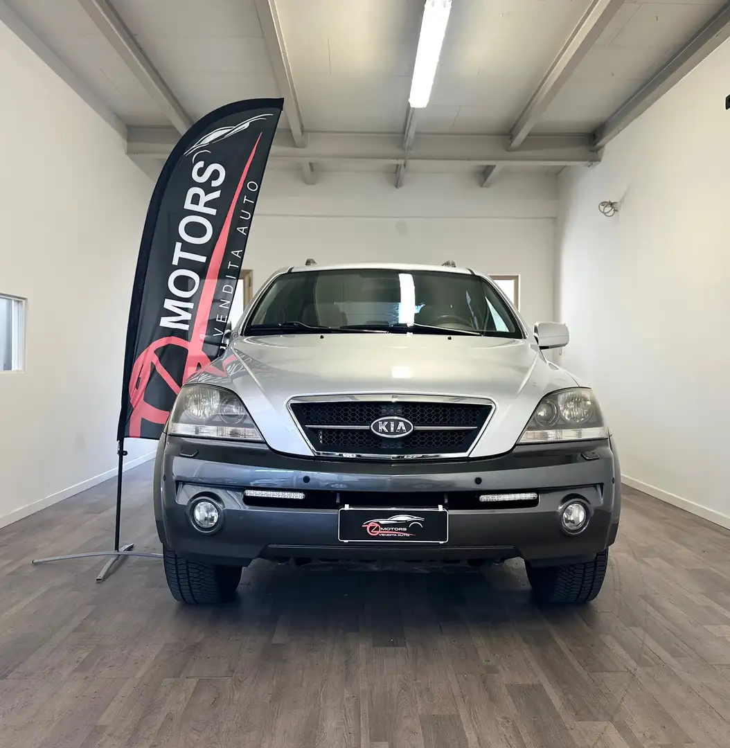 Kia Sorento Sorento 2.5 crdi 16v Active Class AUTOMATICA 4x4 Grau - 1