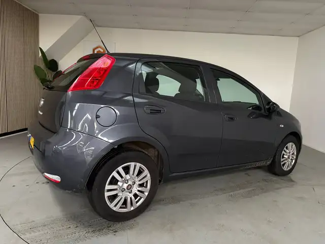 Fiat Punto Evo view 7