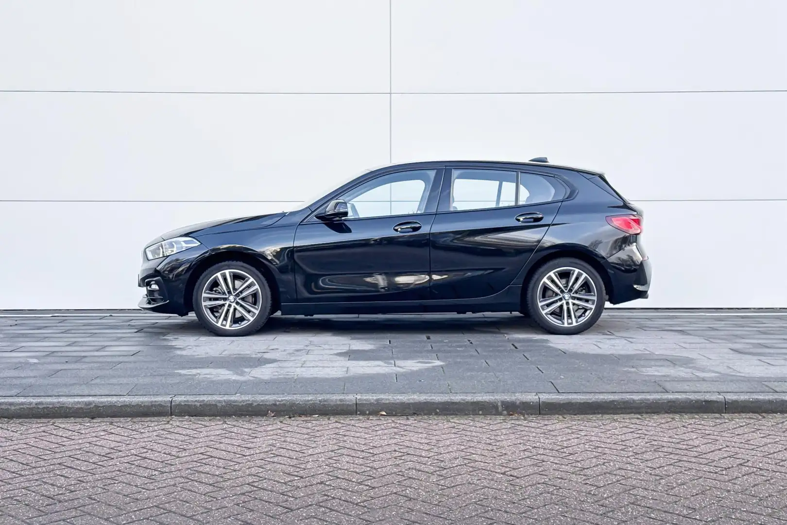 BMW 118 1 Serie 118i Sport-Line Apple CarPlay Noir - 2