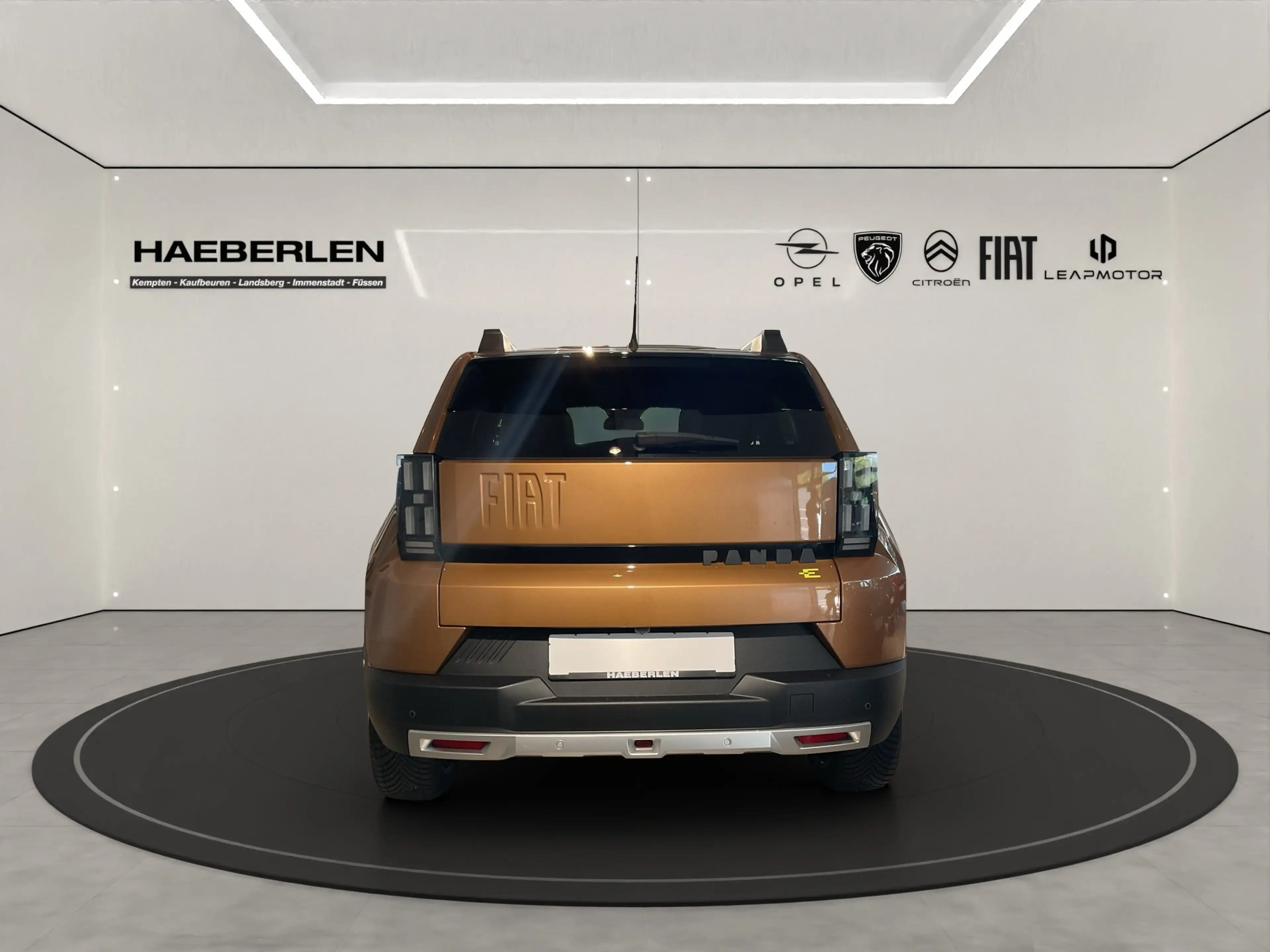 Fiat Grande Panda E LaPrima LED+Navi*Sofort Verfügbar* — photo 3