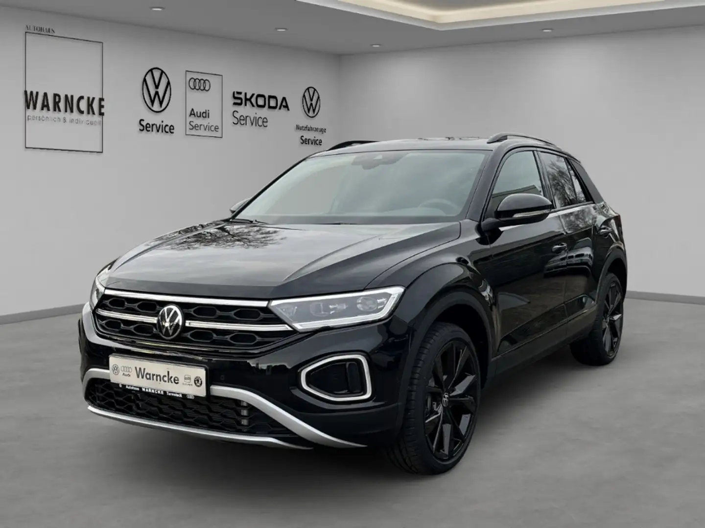 Volkswagen T-Roc 1.5 TSI Style DSG MATRIX ACC AHK NAV LM PDC RFK SH Schwarz - 1