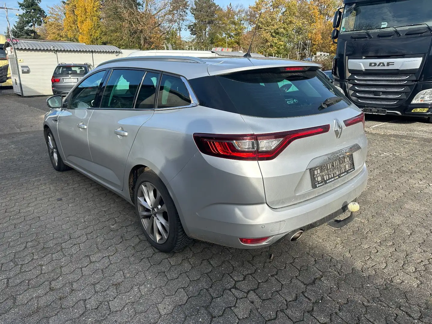 Renault Megane ENERGY dCi 130 Intens Grandtour Grau - 1