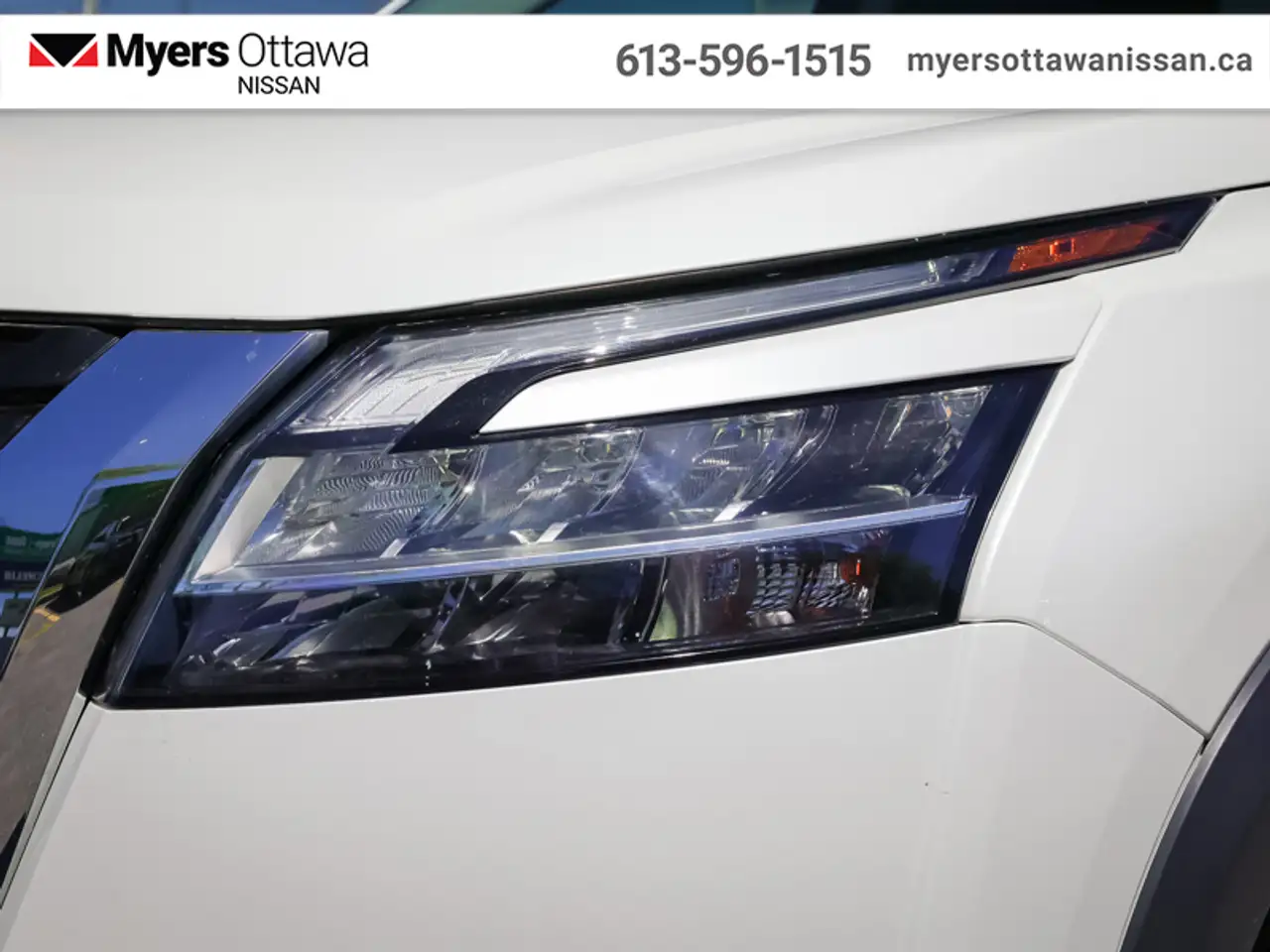 Nissan Pathfinder снимка Nissan Pathfinder