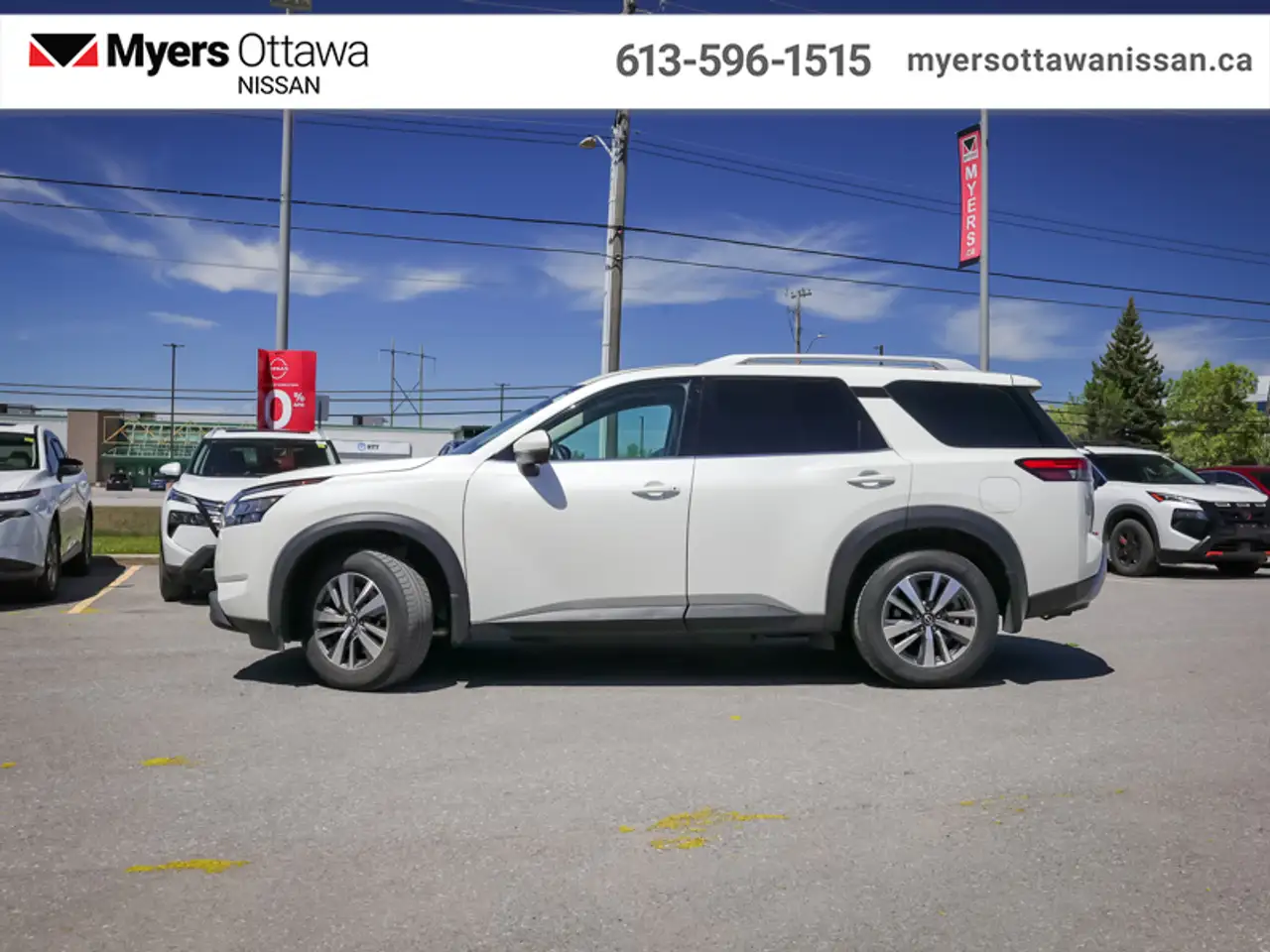 Nissan Pathfinder снимка Nissan Pathfinder
