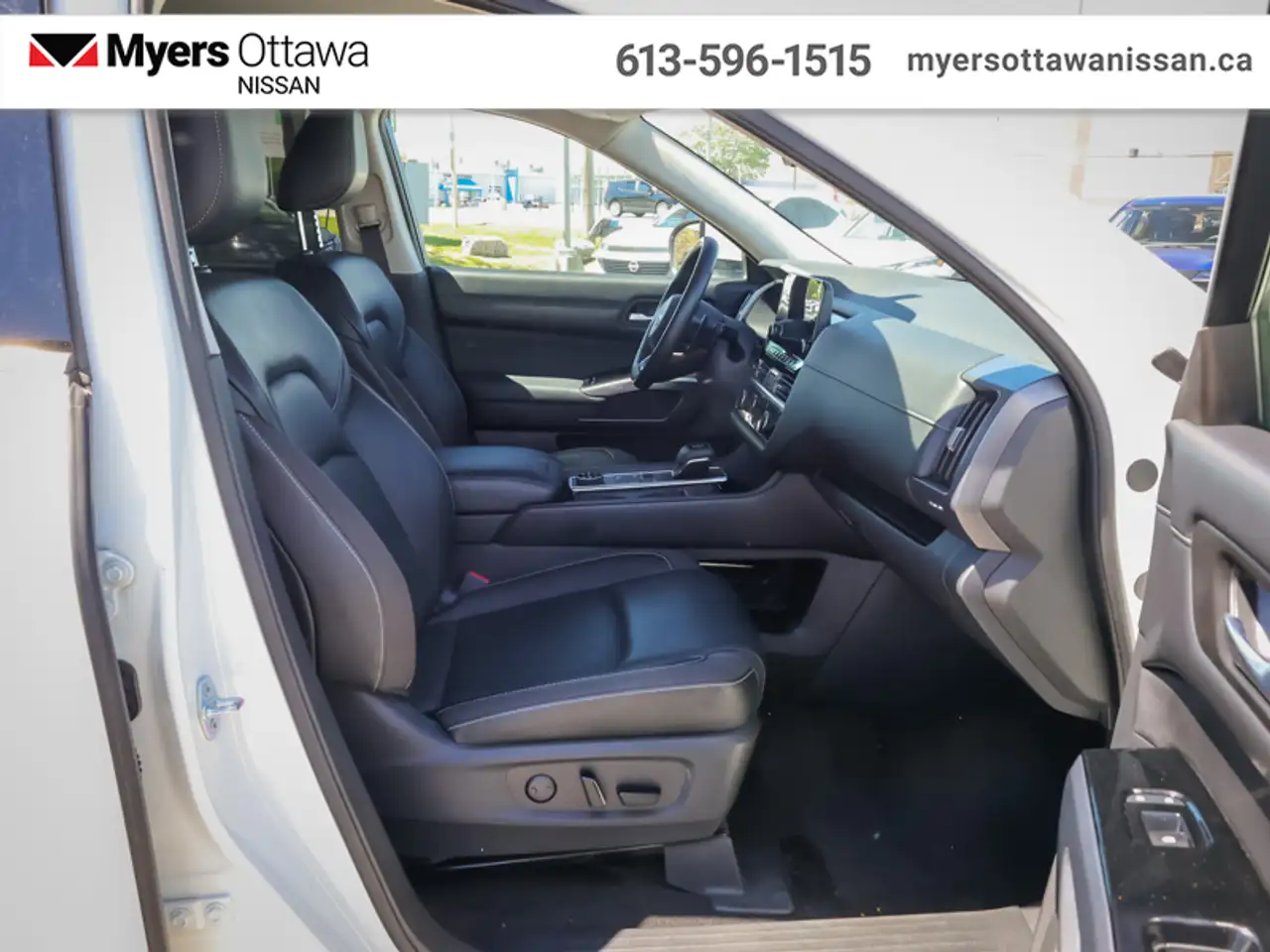 Nissan Pathfinder снимка Nissan Pathfinder