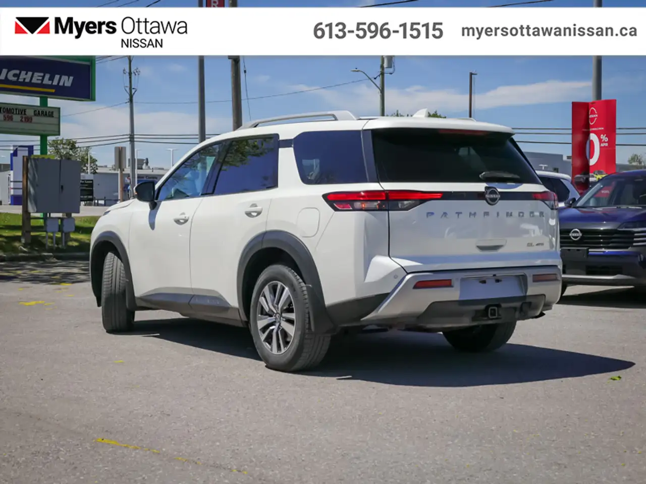 Nissan Pathfinder снимка Nissan Pathfinder