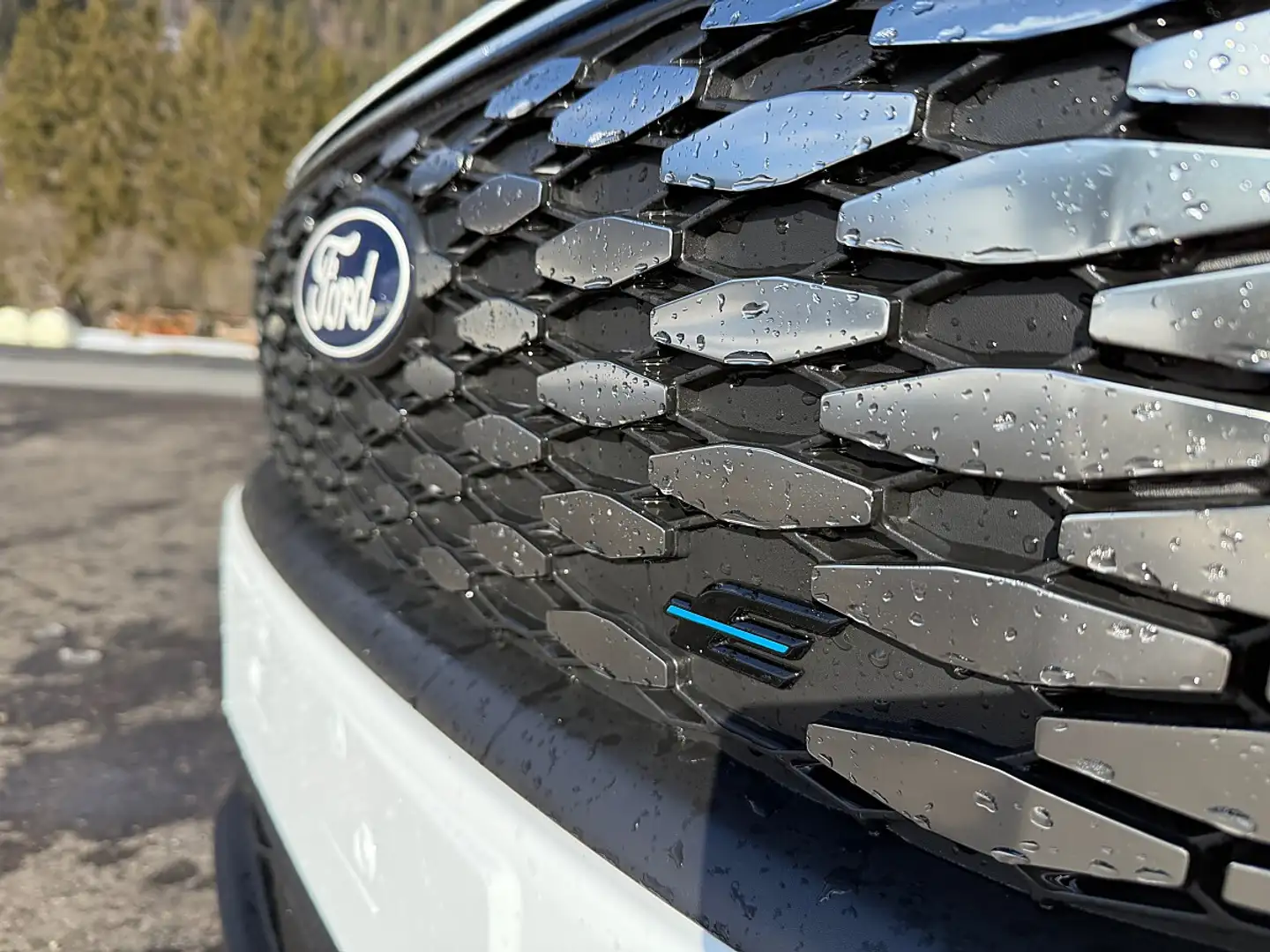 Ford Transit Courier Transit Courier Elektro 100kW Trend Weiß - 2