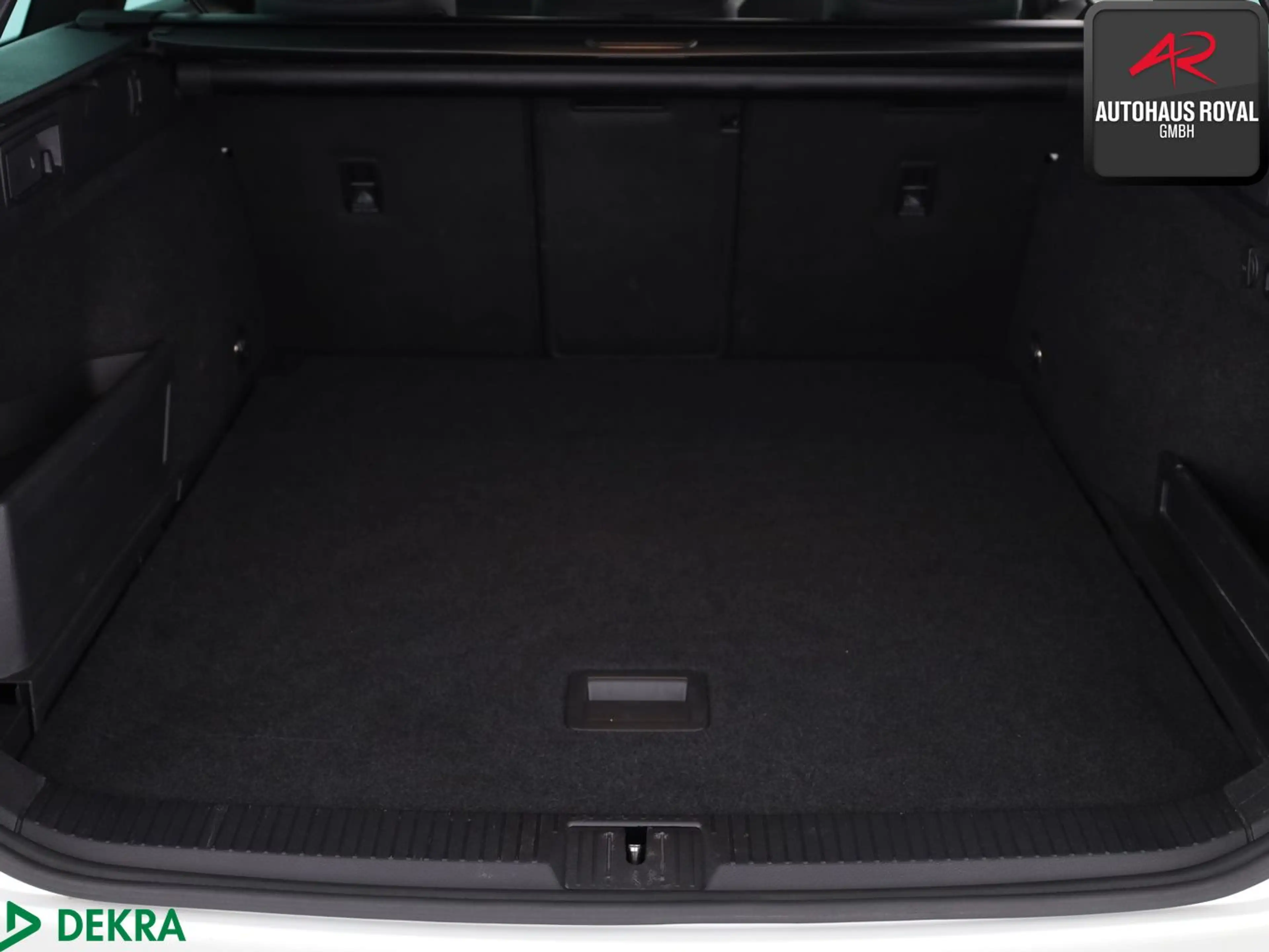 Volkswagen Passat Alltrack 2.0 TDI 4M MATRIX,STANDHEIZ,360° — photo 14