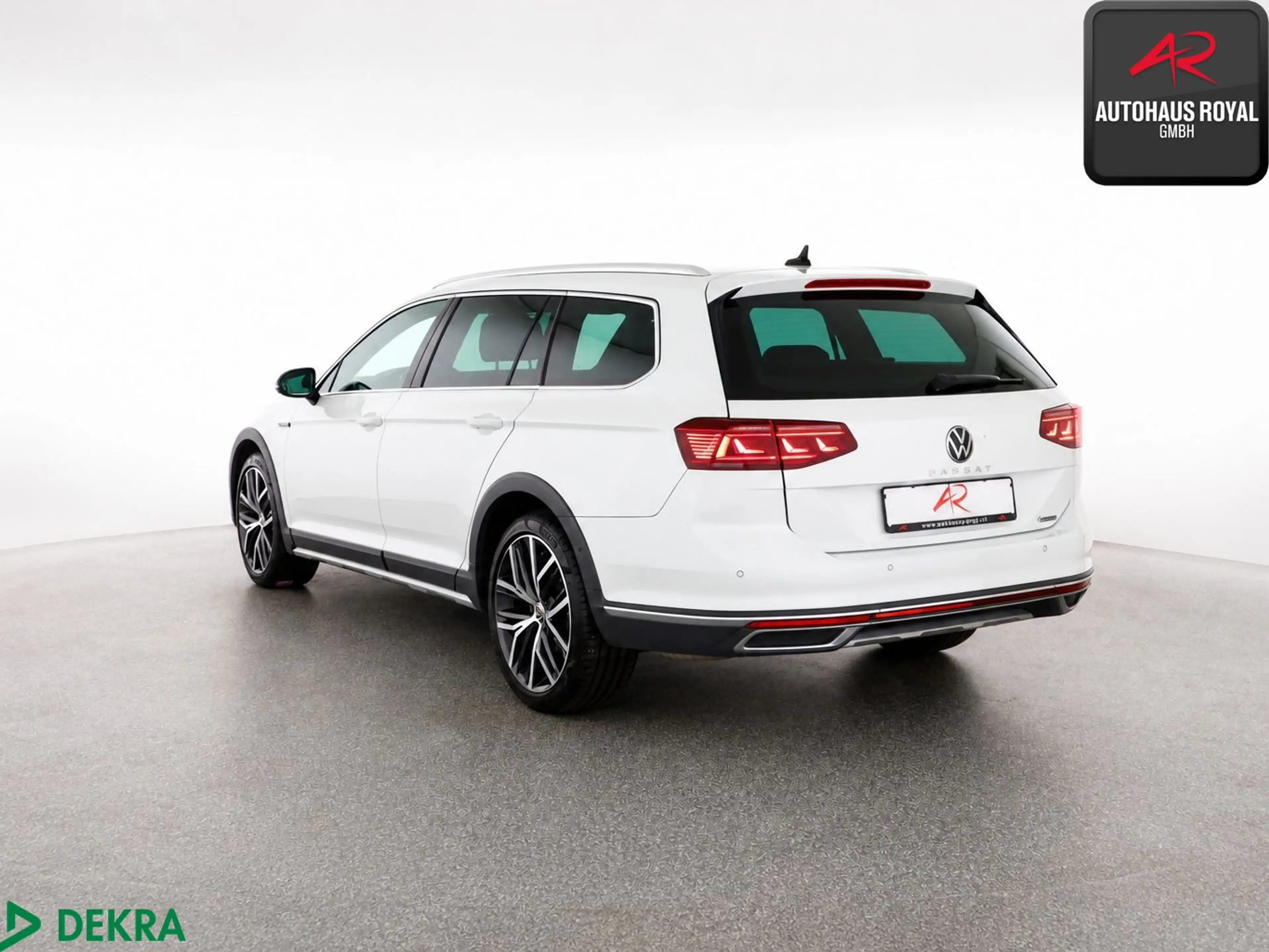 Volkswagen Passat Alltrack 2.0 TDI 4M MATRIX,STANDHEIZ,360° — photo 3