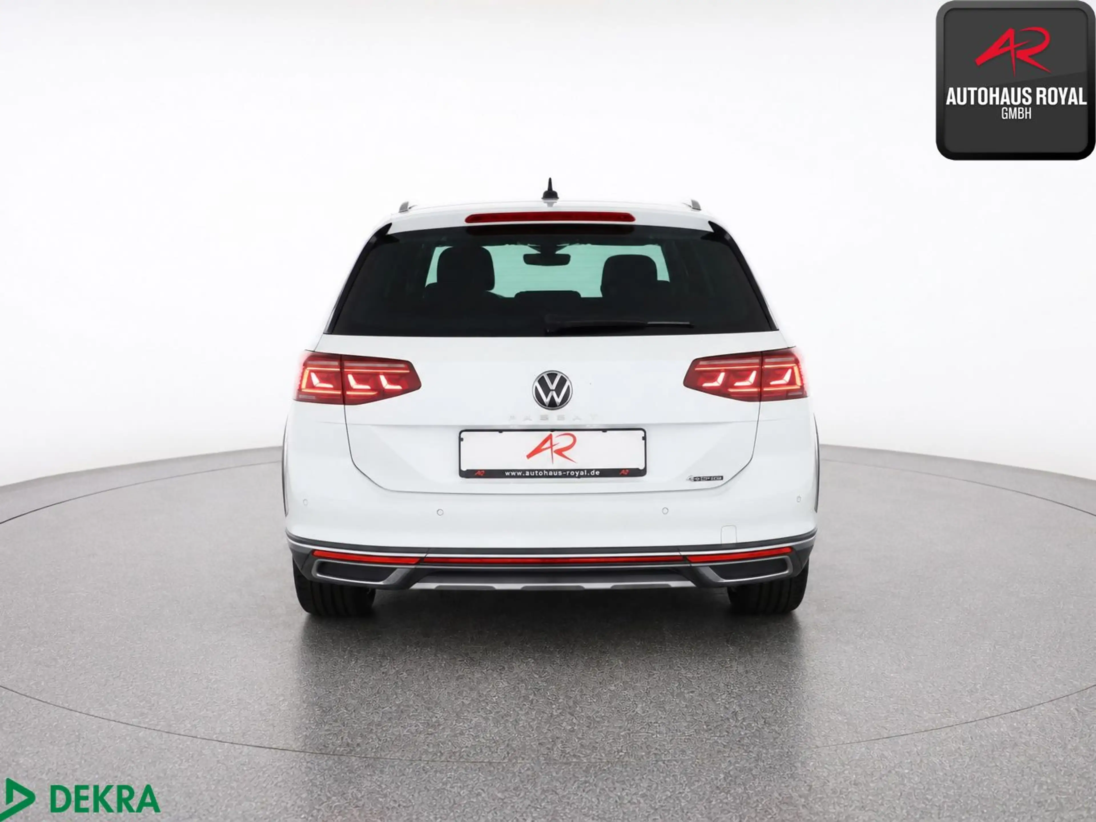 Volkswagen Passat Alltrack 2.0 TDI 4M MATRIX,STANDHEIZ,360° — photo 4