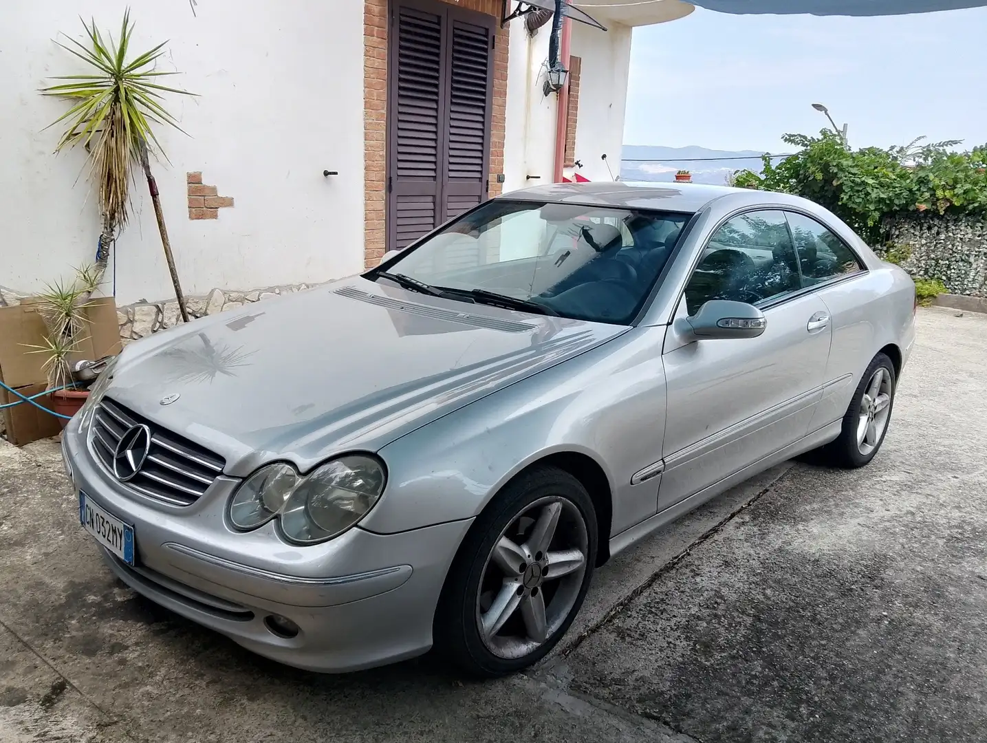 Mercedes-Benz CLK 270 Coupe cdi Avantgarde - 2