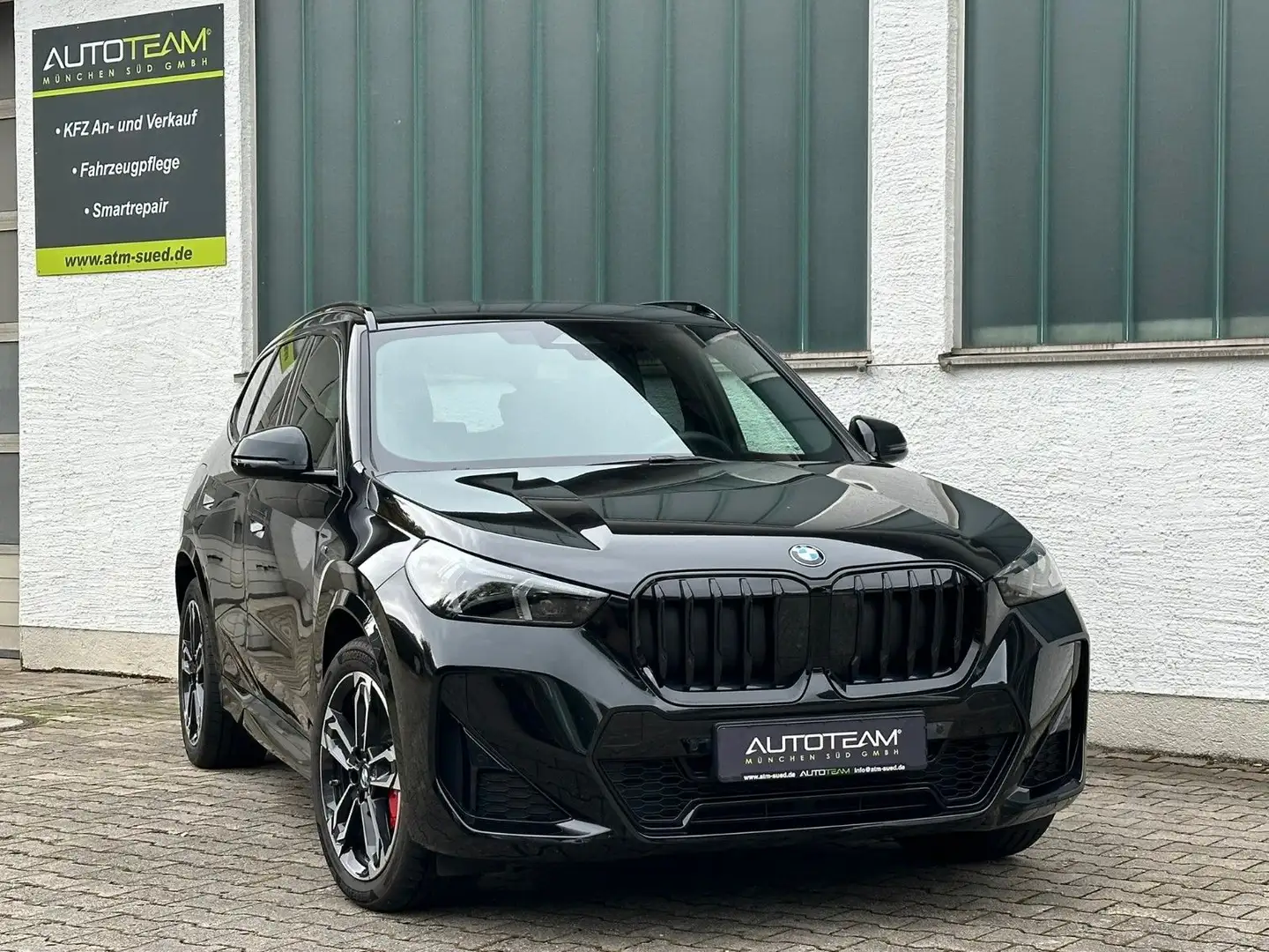 BMW X1 18d sDrive*M Sportpaket Pro*AHK*Panorama*Kame Noir - 2