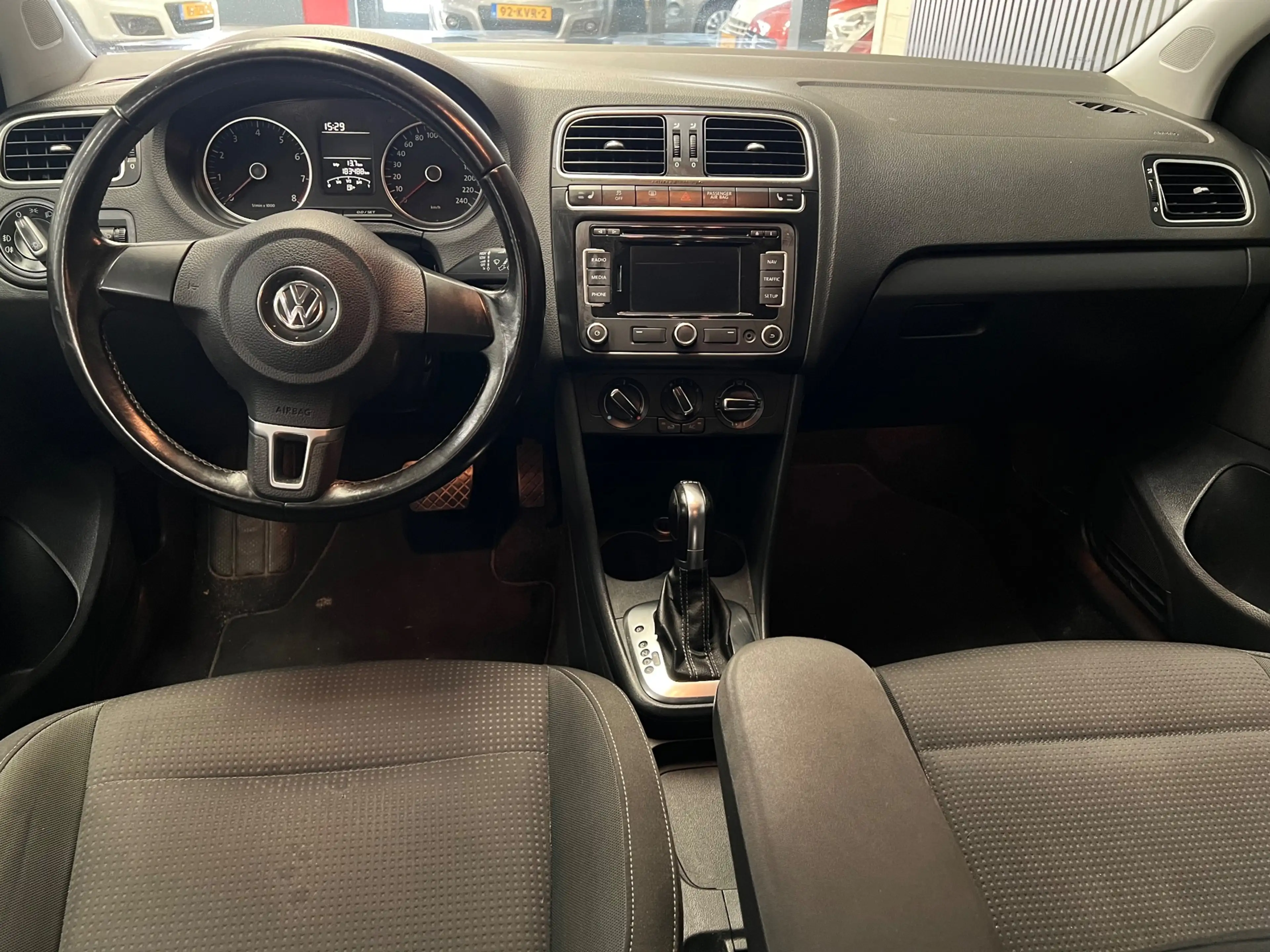 Volkswagen Polo 1.4-16V Highline – Stoelverwarming – Cruise Contro — photo 3