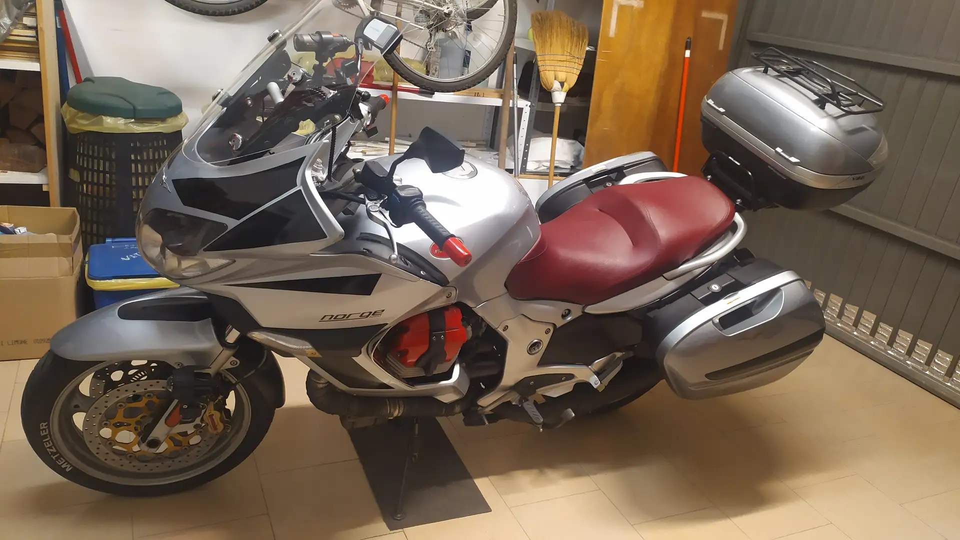 Moto Guzzi Norge 1200 Gtl Gris - 1