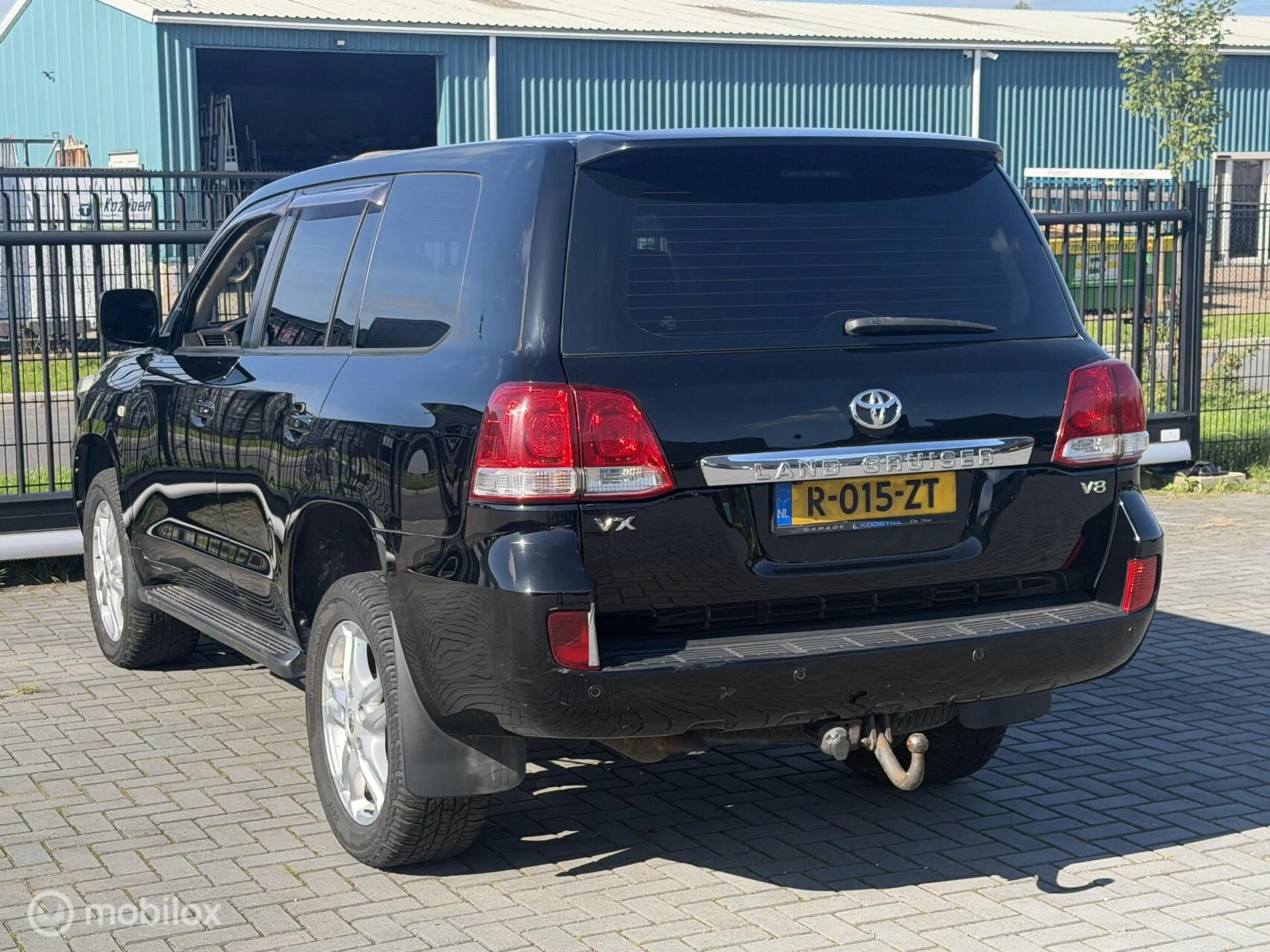 Toyota Land Cruiser LandCruiser V8 4.5 D-4D Executive 7p. — photo 8