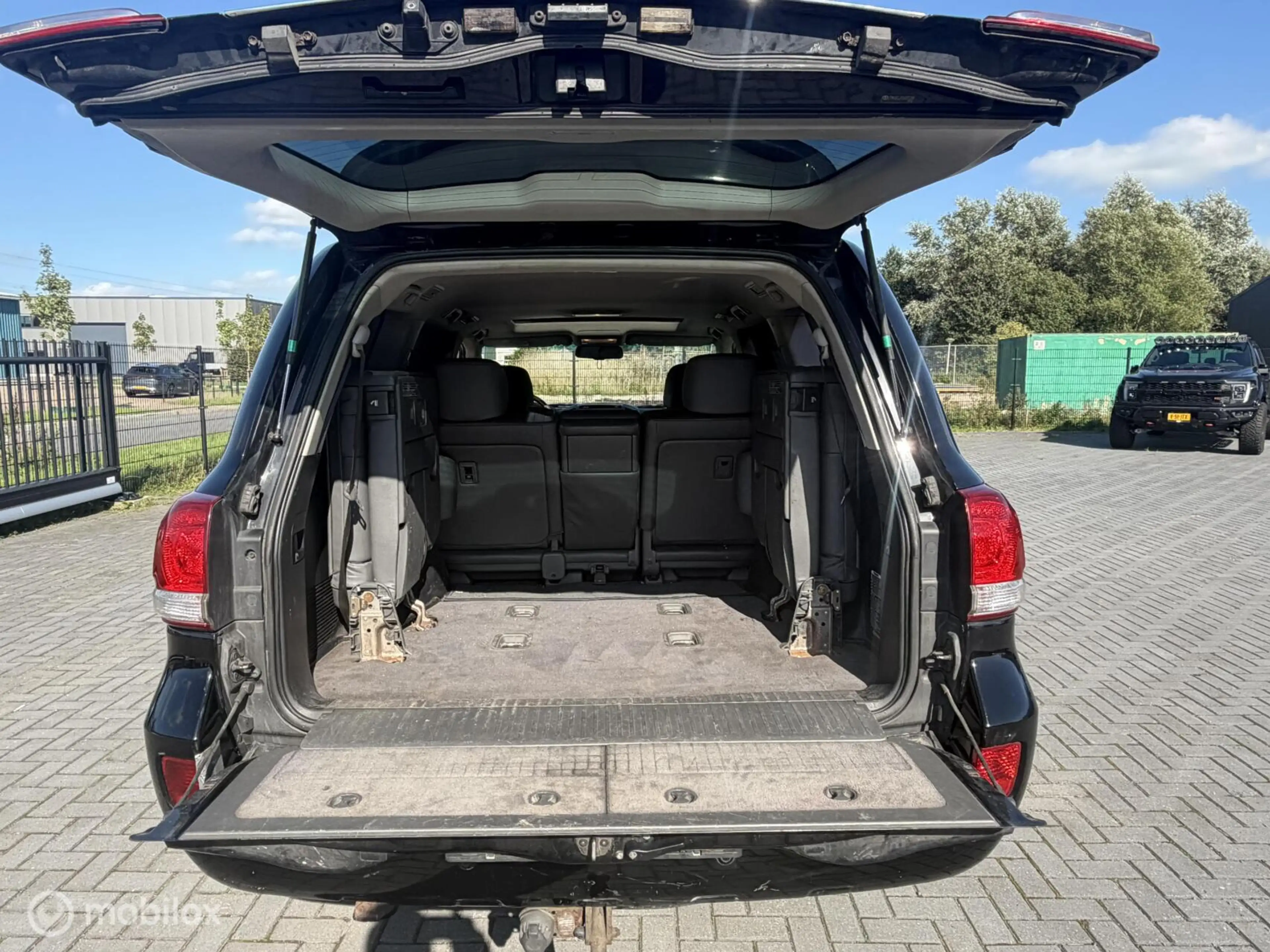 Toyota Land Cruiser LandCruiser V8 4.5 D-4D Executive 7p. — photo 11